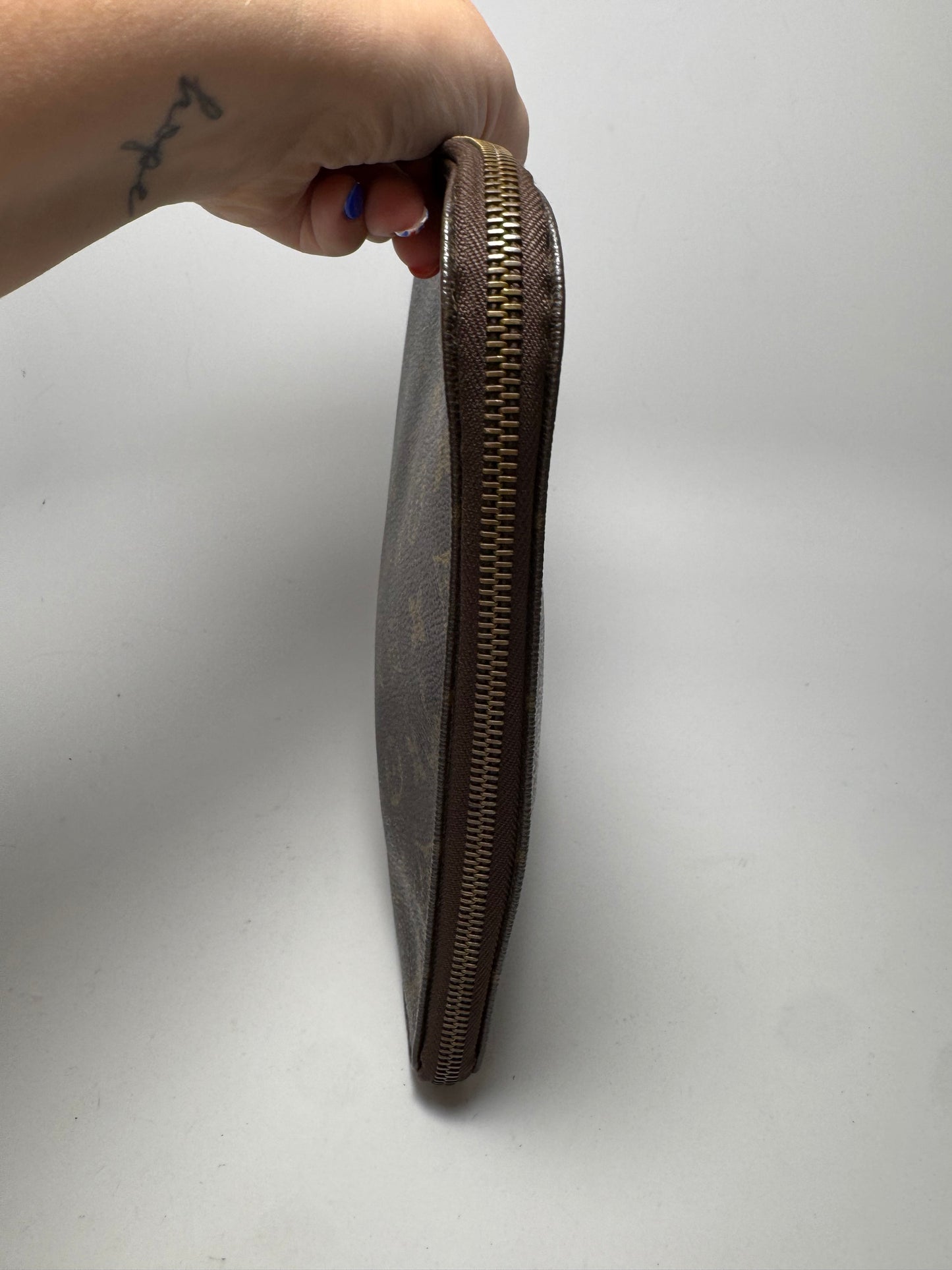 Louis Vuitton Monogram IPad/Laptop Case