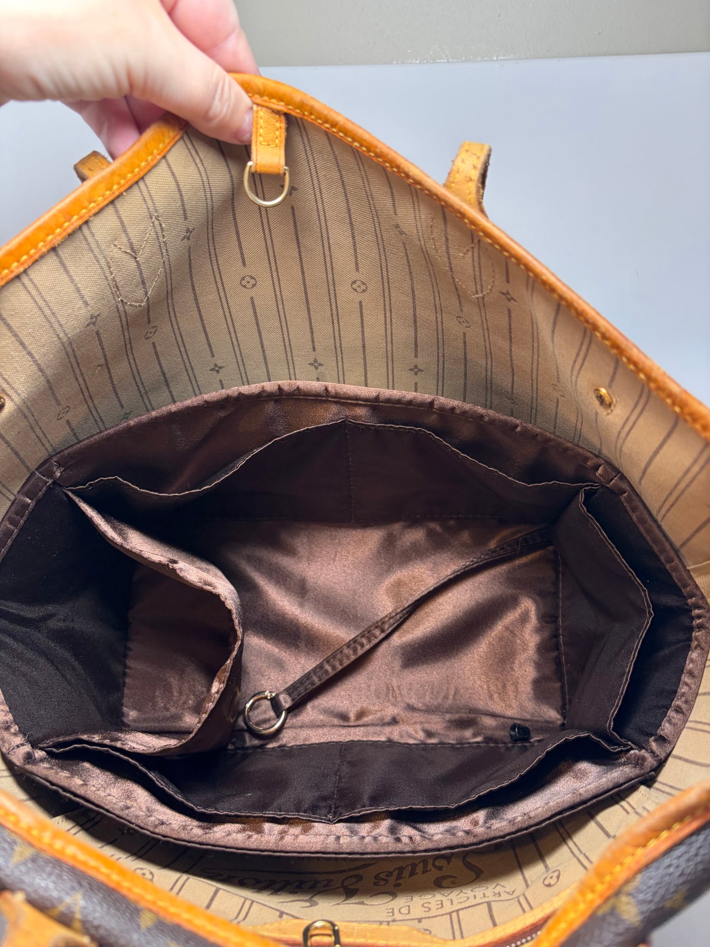 Louis Vuitton Monogram Neverfull MM Tote