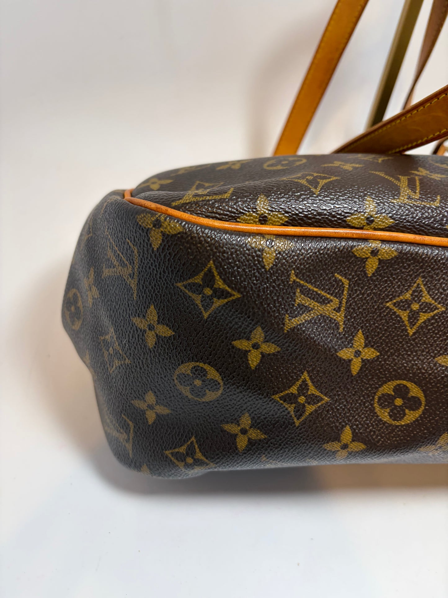 Louis Vuitton Batignolles Horizontal Monogram Tote Bag