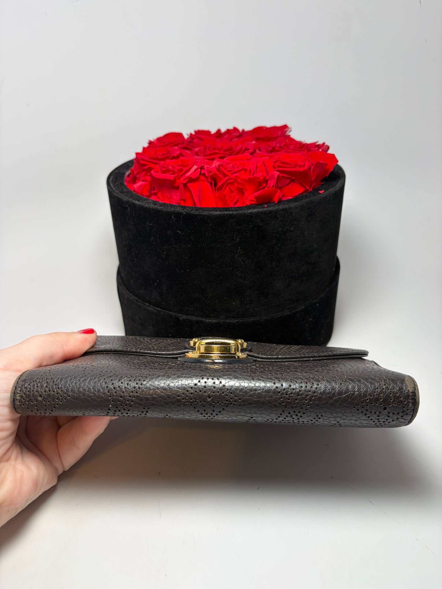 Louis Vuitton Mahina Amelia Wallet Black Leather Monogram Embossed