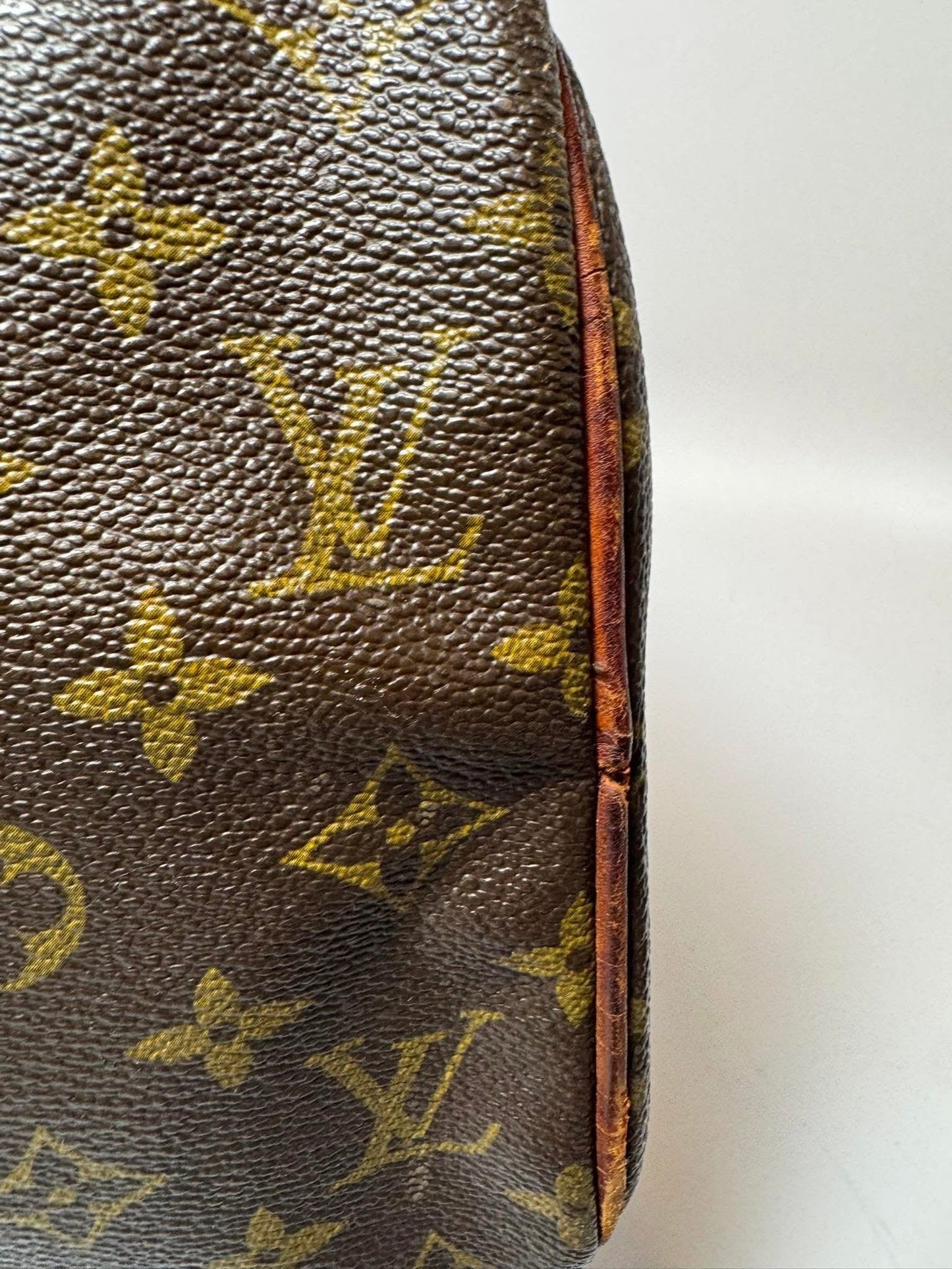 Louis Vuitton Sac souple 35 Monogram Satchel Vintage Pre Date Code