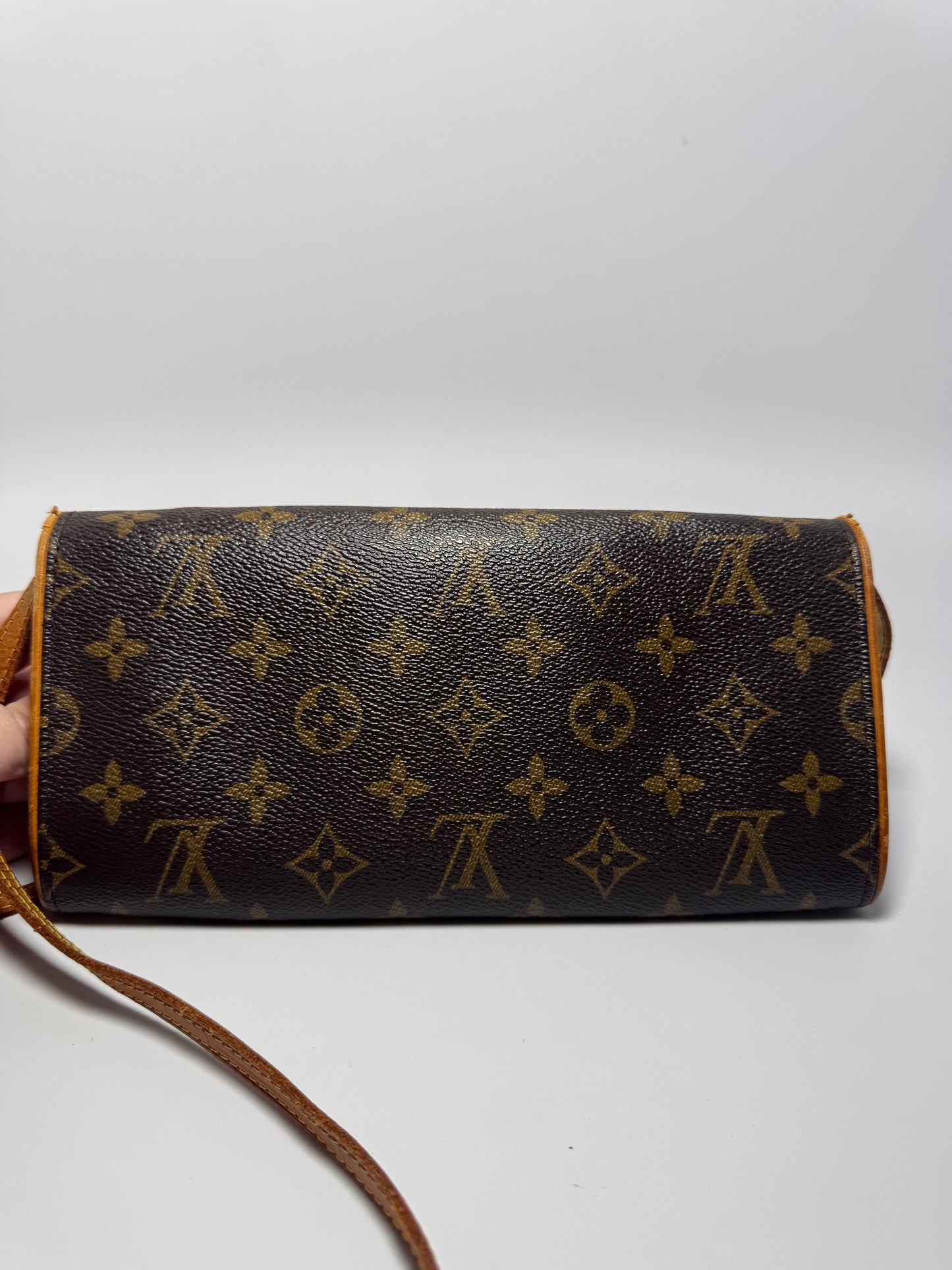 Louis Vuitton Twin Pochette GM Crossbody in Monogram | Fair Condition