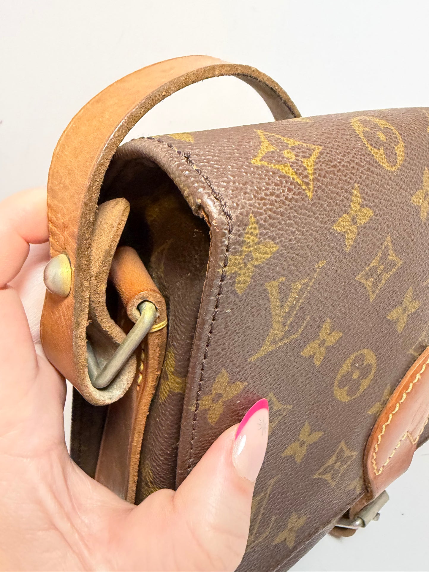 Louis Vuitton Cartouchière MM Monogram Crossbody