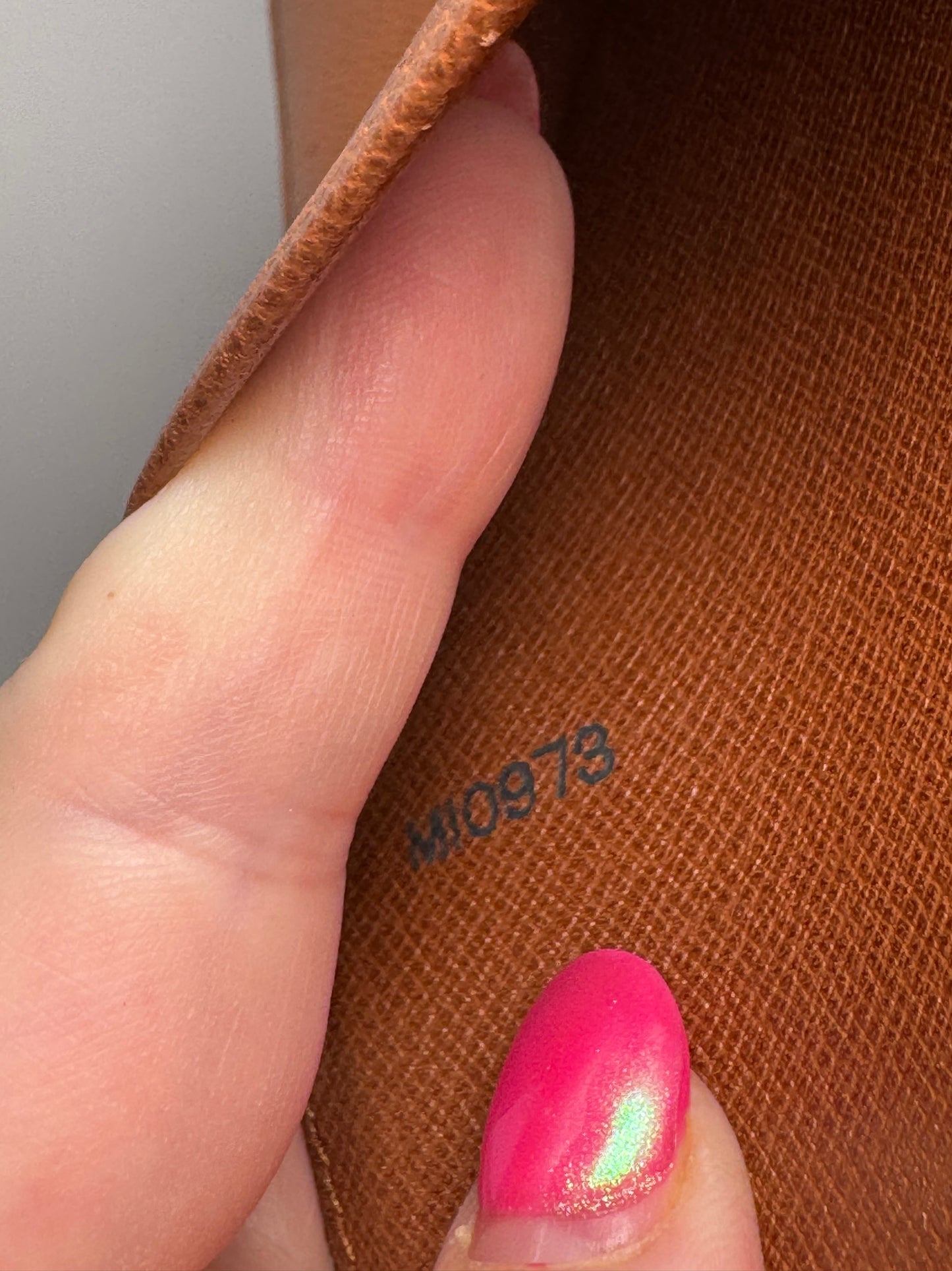 Louis Vuitton Agenda GM Monogram- Made in France