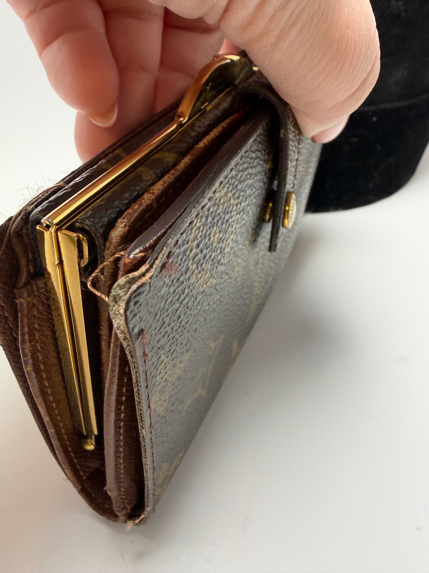 Louis Vuitton French Purse Monogram Kiss Lock Wallet- Fair Condition