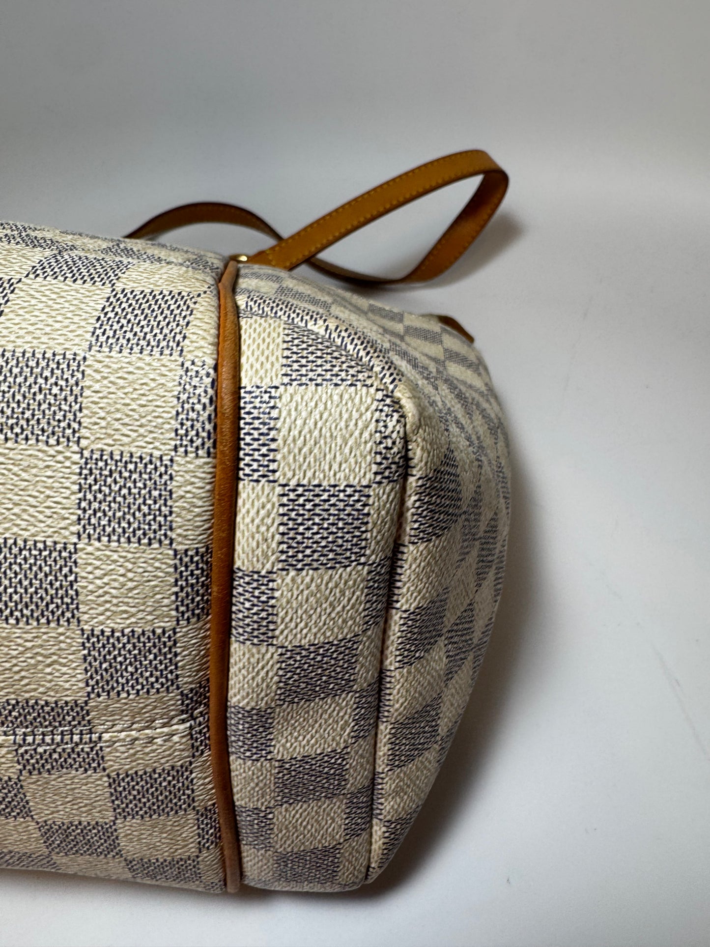 Louis Vuitton Totally MM in Damier Azur Tote Shoulder Bag