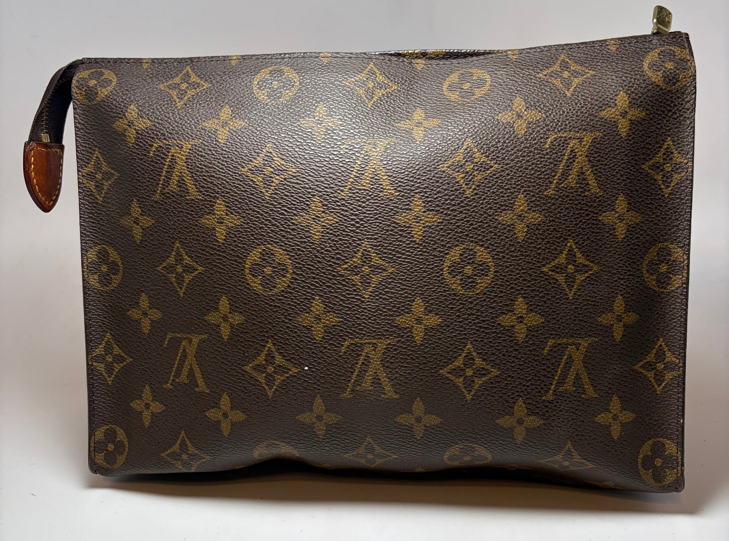Louis Vuitton Toiletry Pouch 26 Monogram