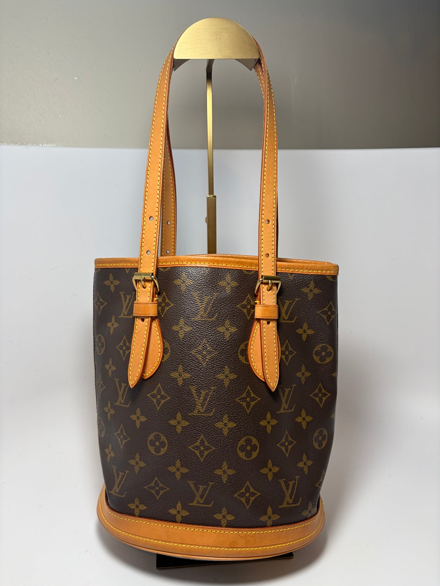 Louis Vuitton Petit Bucket PM Monogram Tote/Shoulder Bag