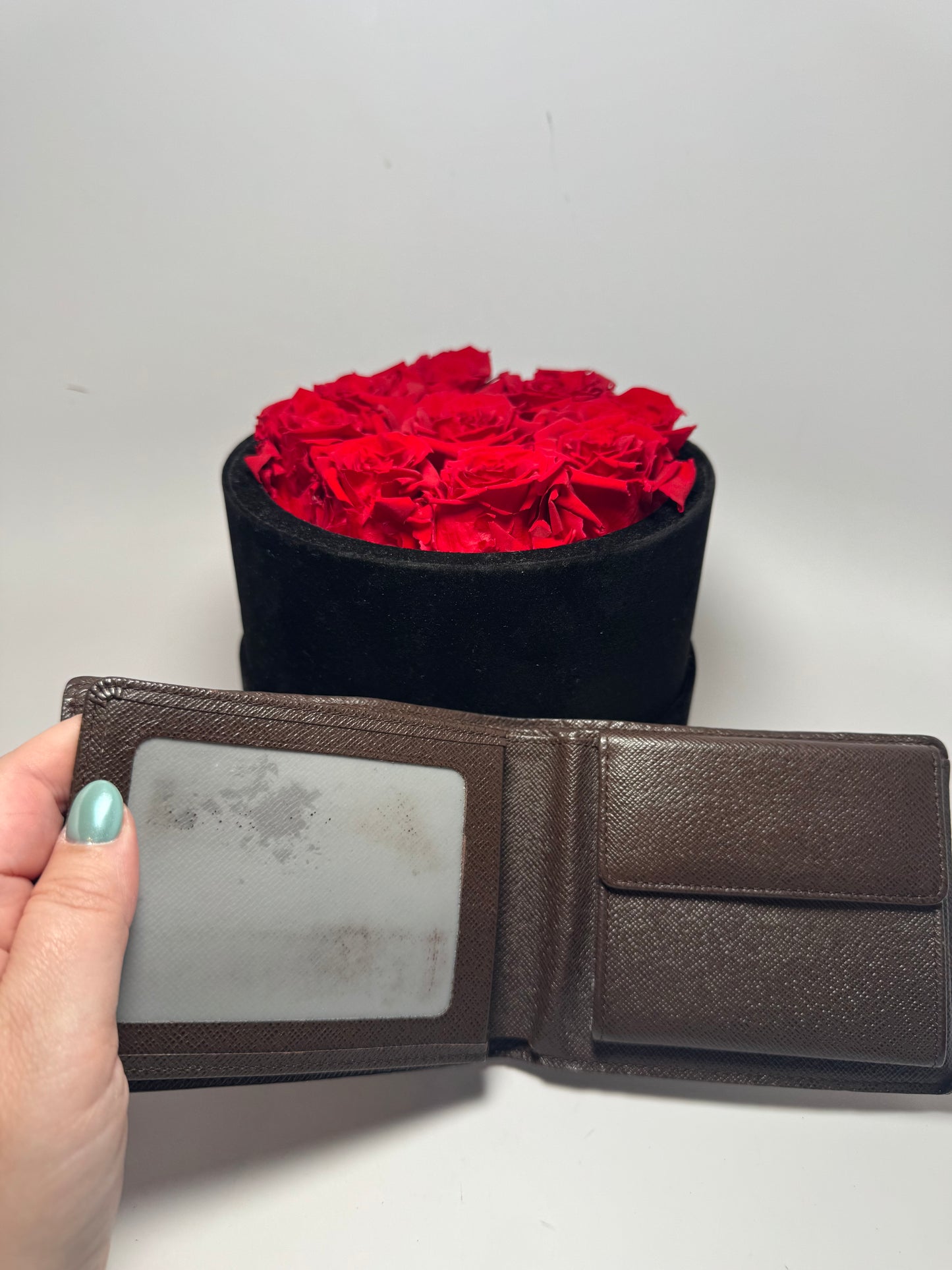 Louis Vuitton Damier Ebene Florin Bifold Wallet (Unisex)