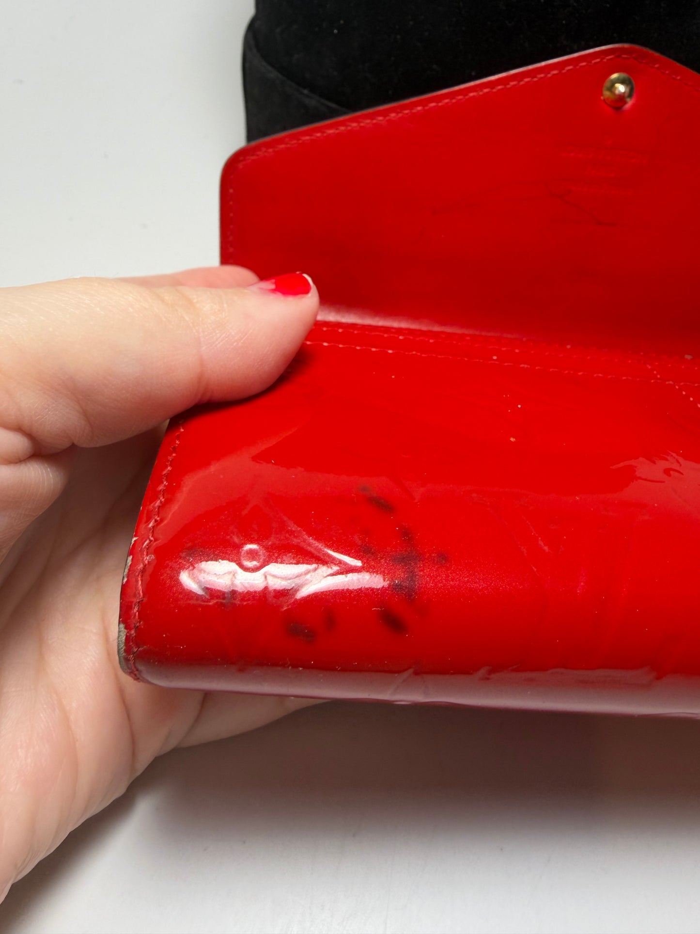 Louis Vuitton Cherry Red Vernis Leather Sarah Wallet