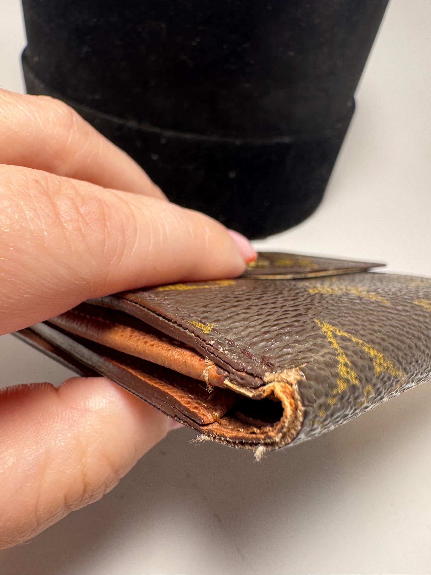 Louis Vuitton Elise Monogram Wallet - Fair Condition