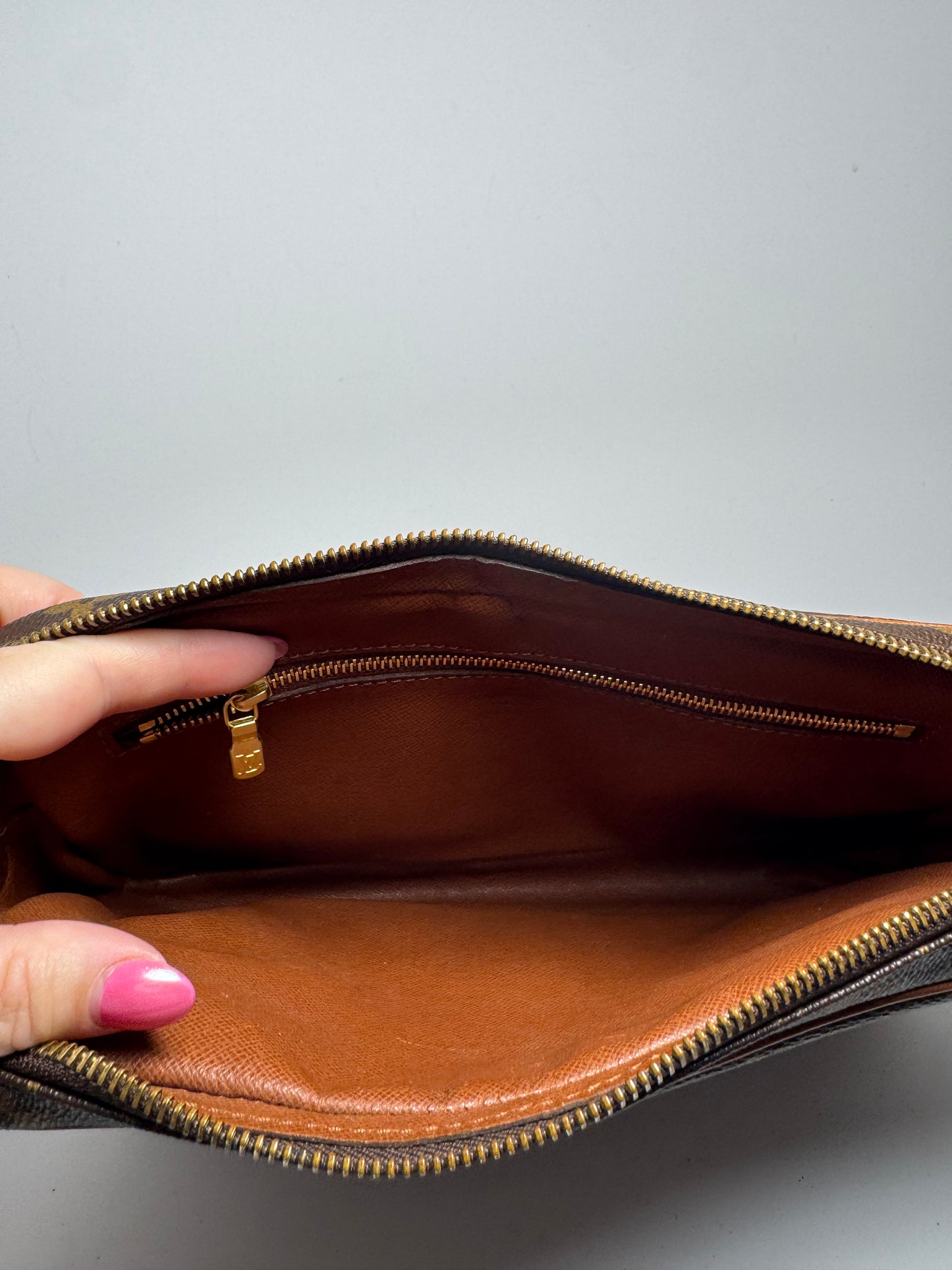 Louis Vuitton Marly Draggone Clutch/Pouch Monogram w/Original Strap Made in France in 1998