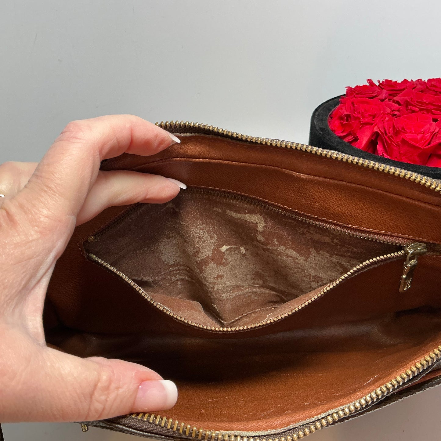 Louis Vuitton Marley Draggone Clutch Monogram Travel Bag/Clutch