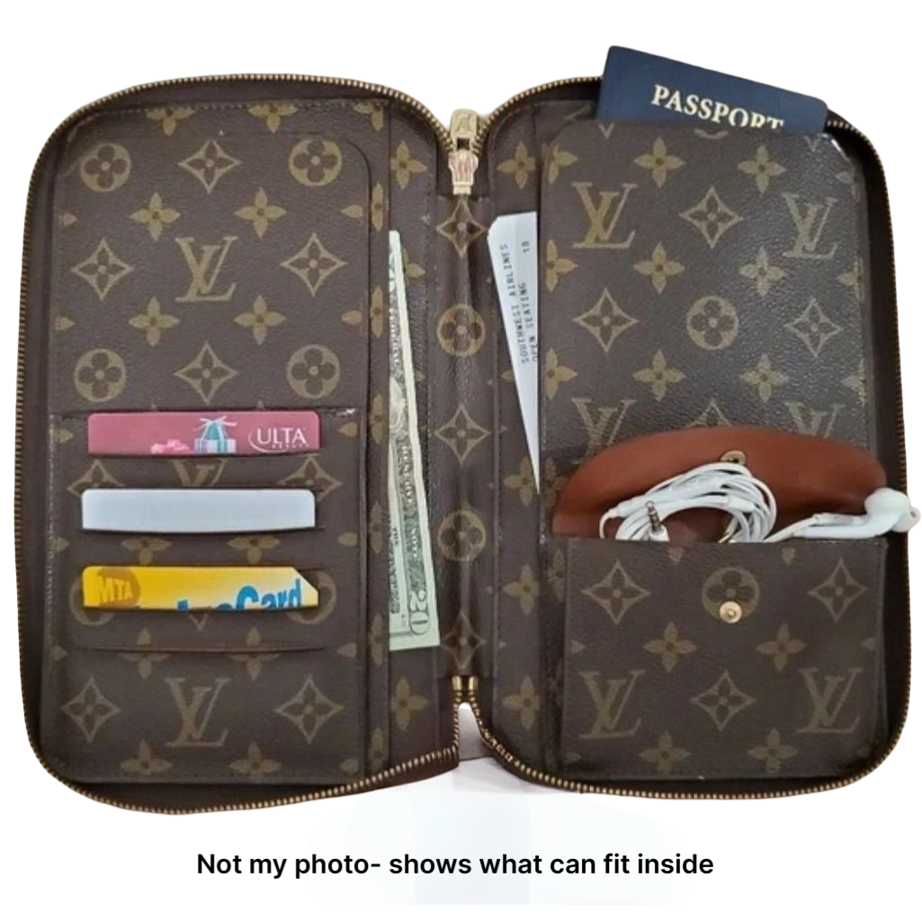 Louis Vuitton Zippy Organizer in Monogram