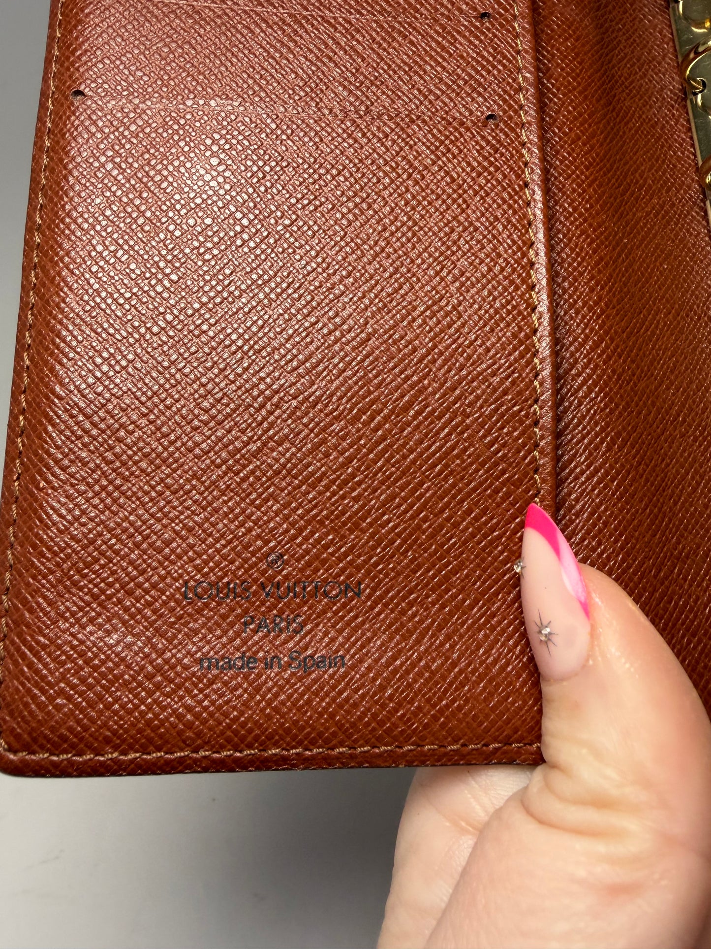 Louis Vuitton Agenda PM Monogram Planner/Passport Holder- made in 2000 in Spain