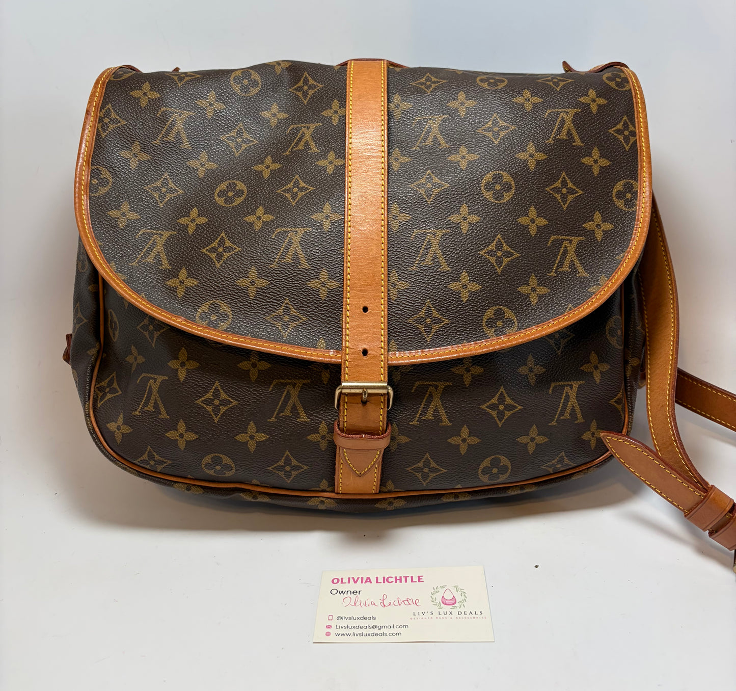 Louis Vuitton Saumur 35 Monogram Crossbody/Shoulder Bag