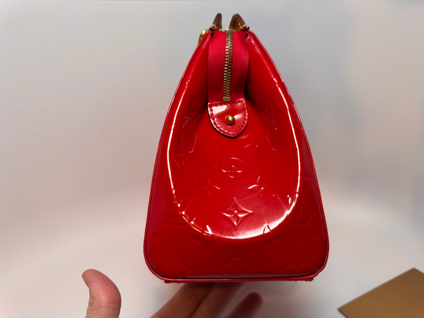 Louis Vuitton Brea MM Rose Red Vernis Leather Bag/Shoulder Bag