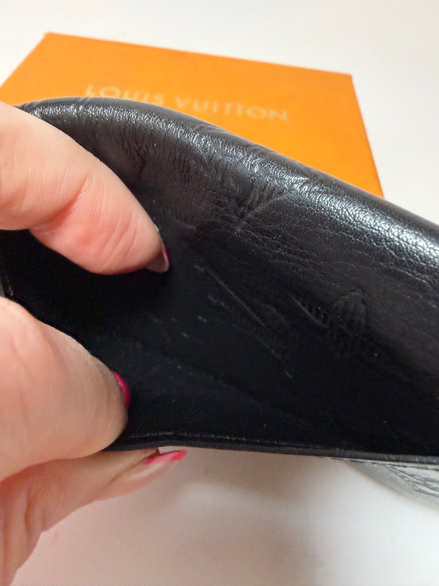 Louis Vuitton Pocket Organizer in Calfskin Shadow Leather Empriente Monogram w/COA, dust bag & box