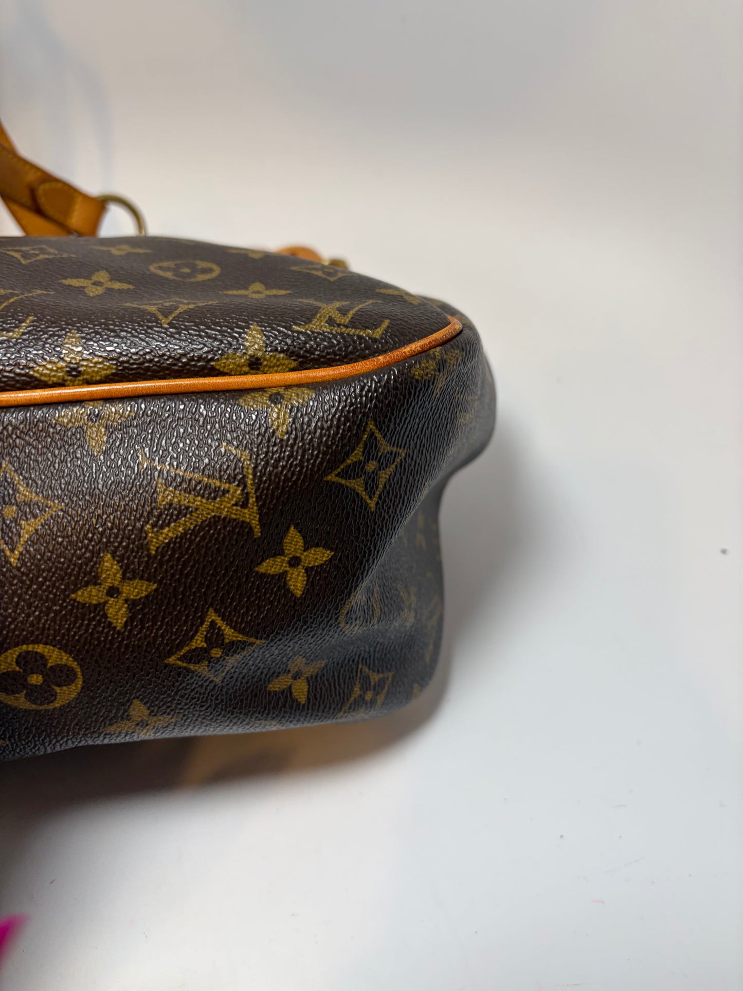 Louis Vuitton Batignolles Horizontal Monogram Tote Bag