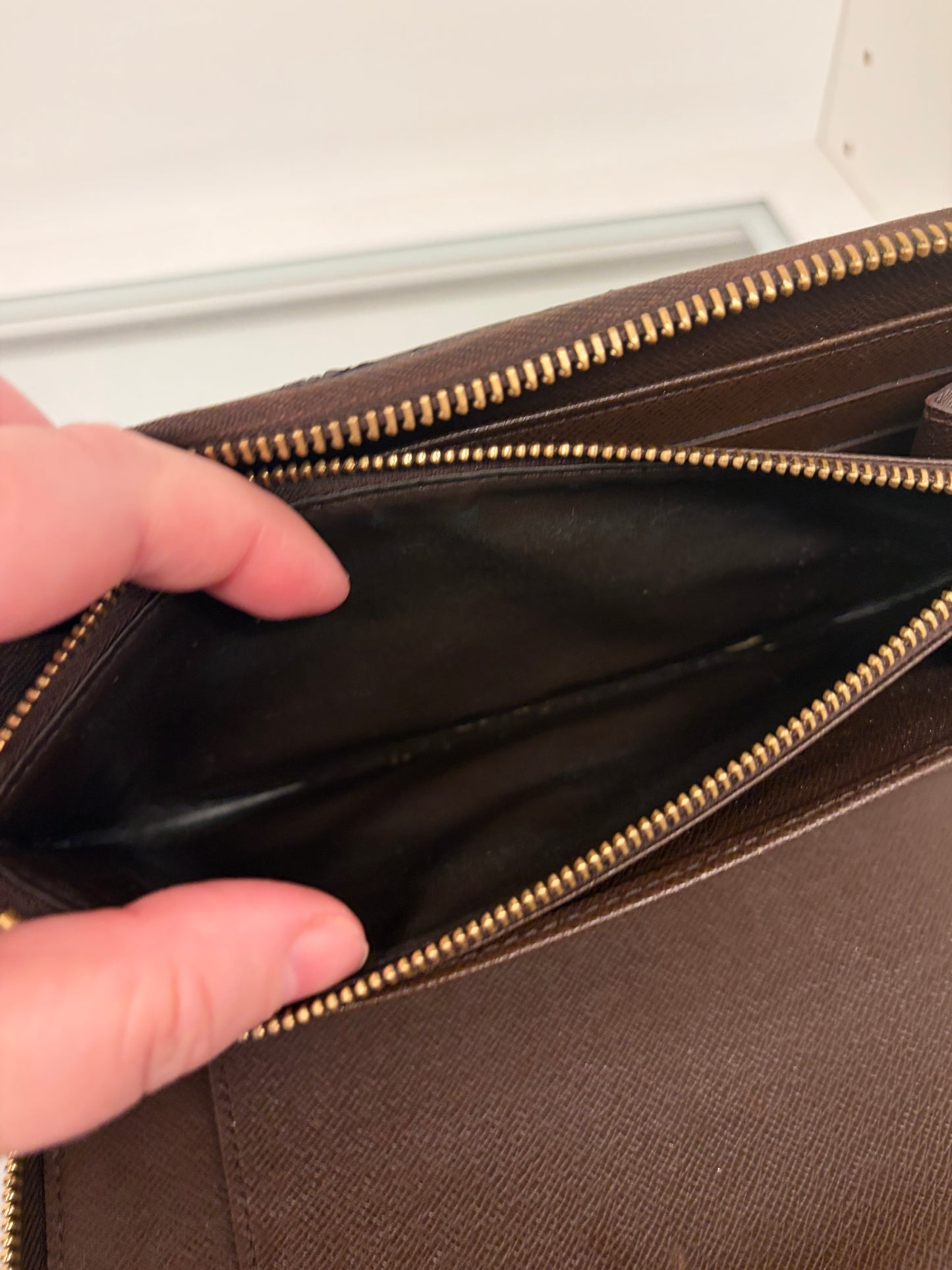 Louis Vuitton Damier Ebene Zippy Organizer Wallet
