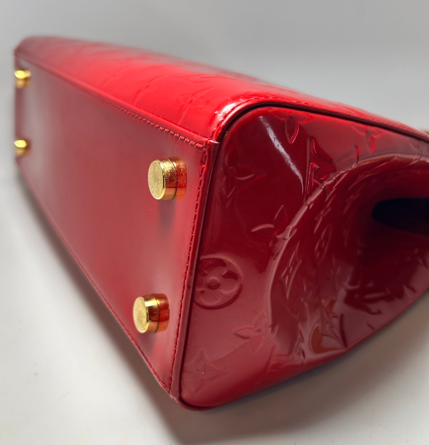 Louis Vuitton Brea MM Rose Red Vernis Leather Bag/Shoulder Bag