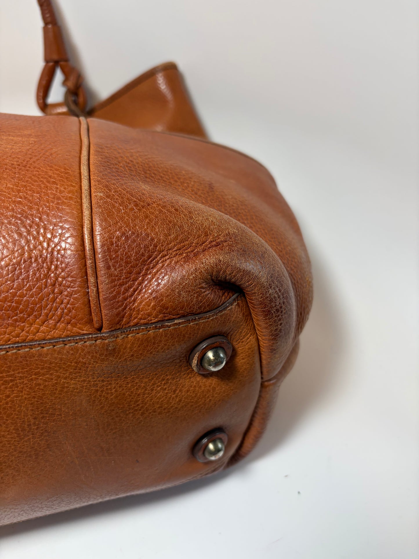 Burberry Large Pebbled Leather Tote W/Plaid Check Interior