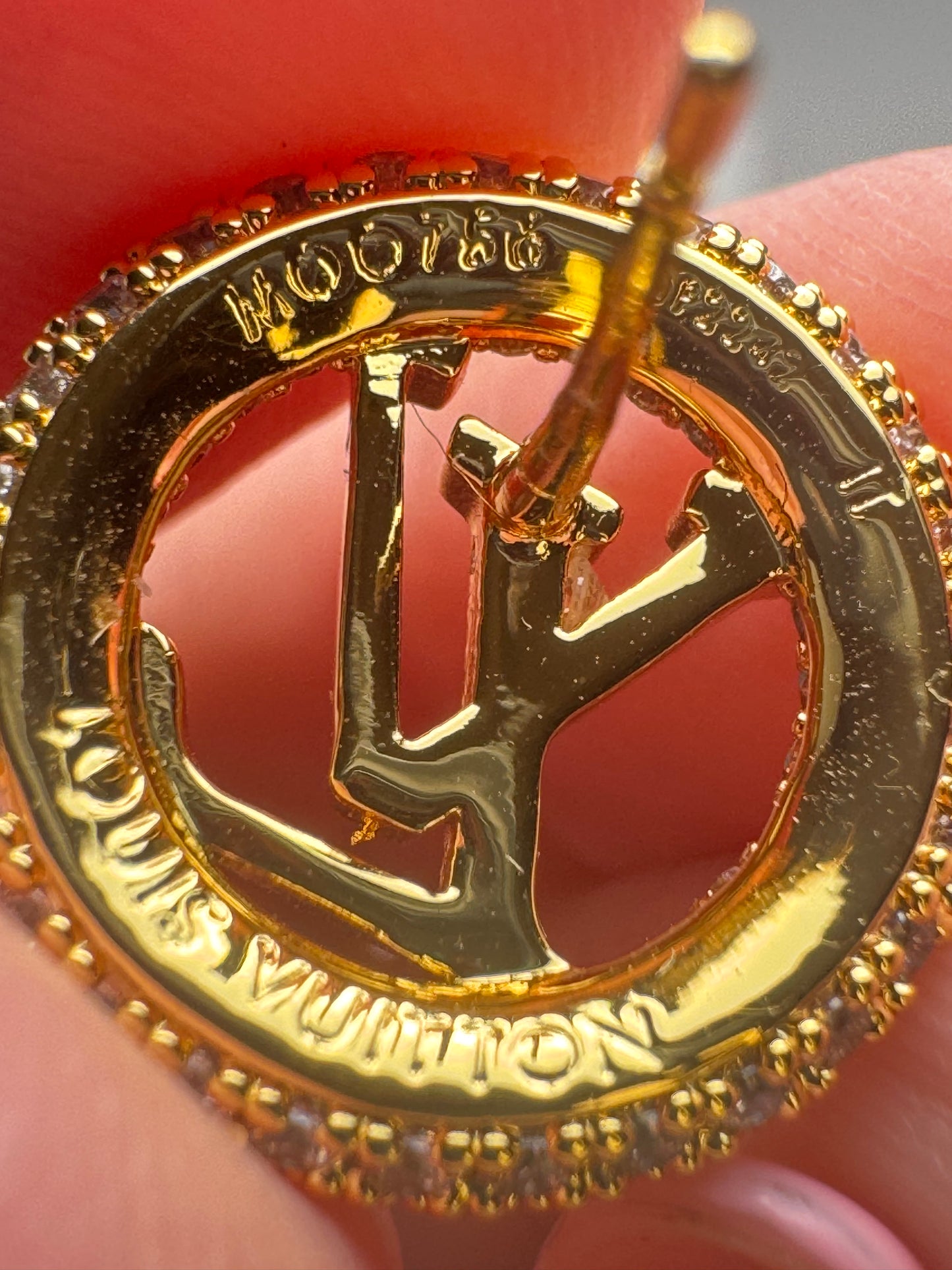 Louis Vuitton Louise by Night Earrings Gold & Crystal