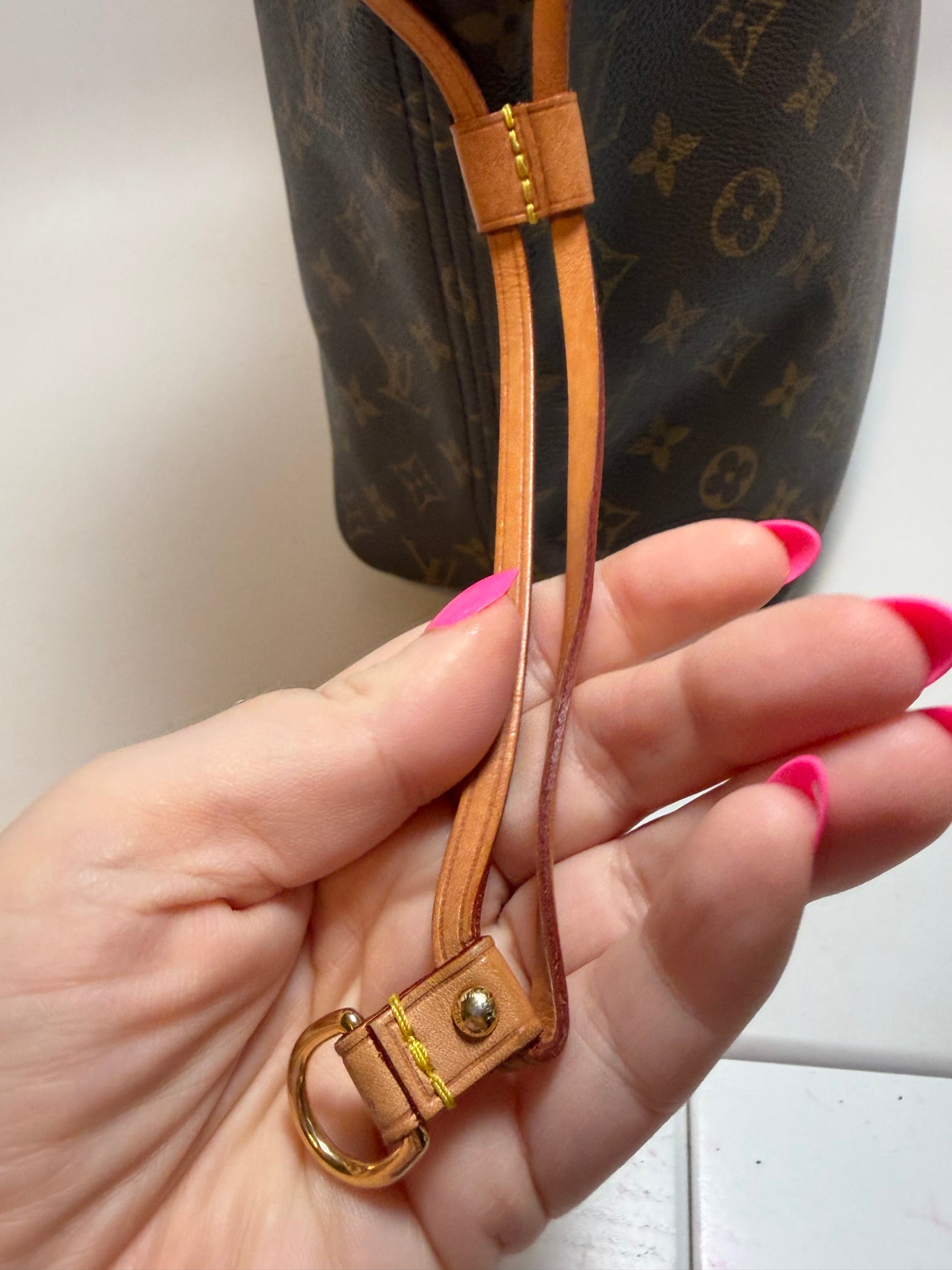 Louis Vuitton Neverfull MM Monogram Tote w/COA