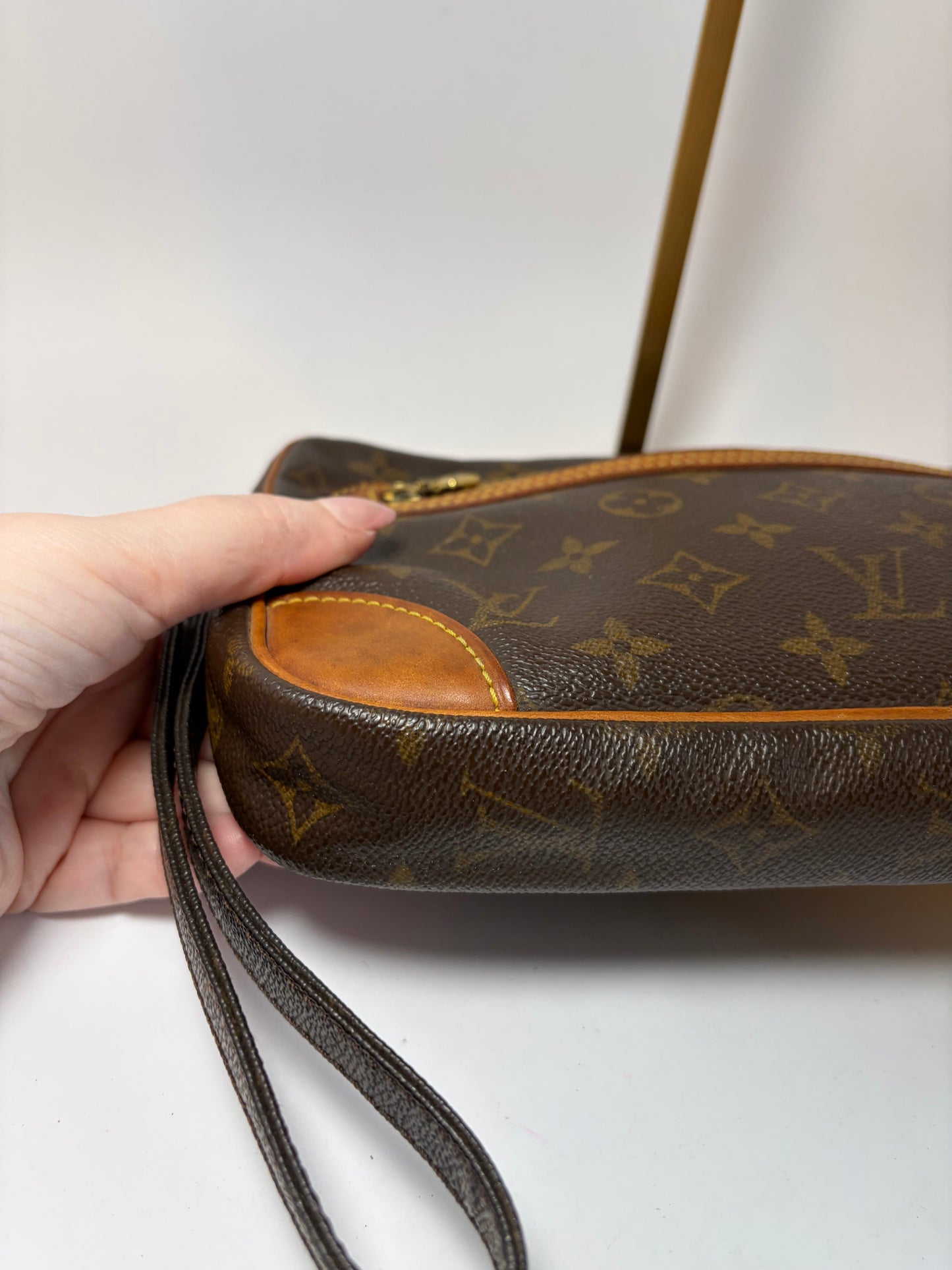 Louis Vuitton Marly Draggone Clutch/Pouch in Monogram