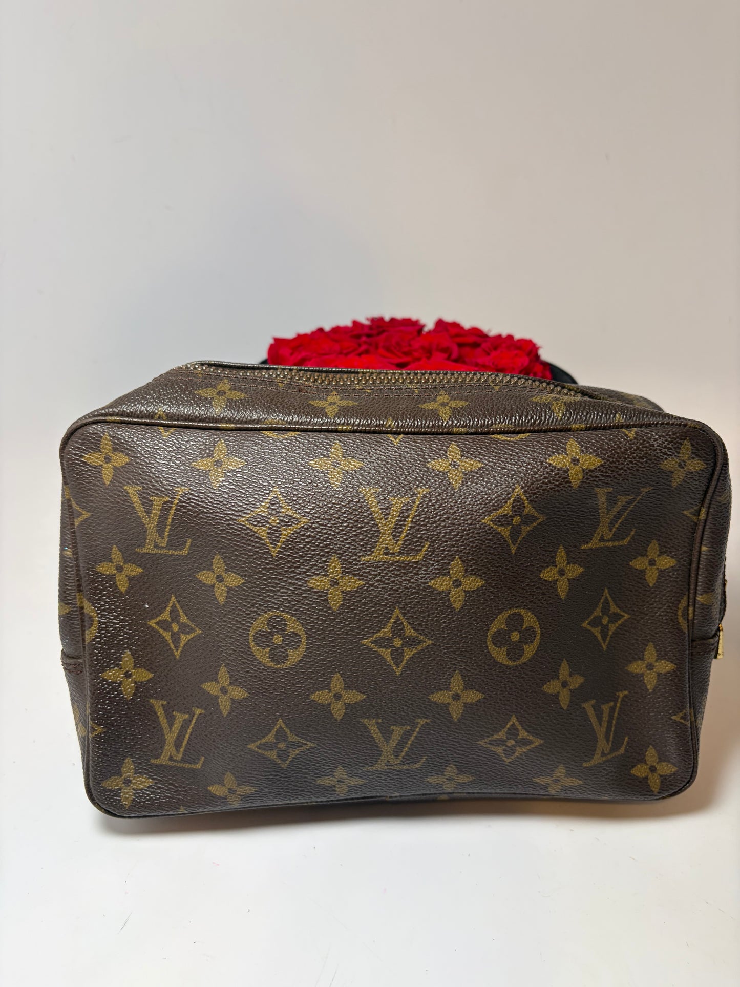 Louis Vuitton Trousse 23 Monogram Clutch/Toiletry Bag Cosmetic Case