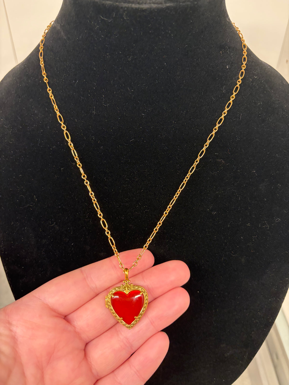 Kendra Scott x Disney Snow White Blue Birds heart Necklace