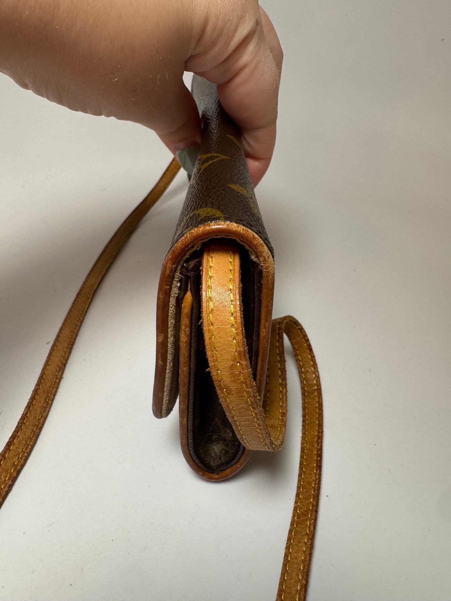 Louis Vuitton Twin Pochette GM in Monogram Crossbody