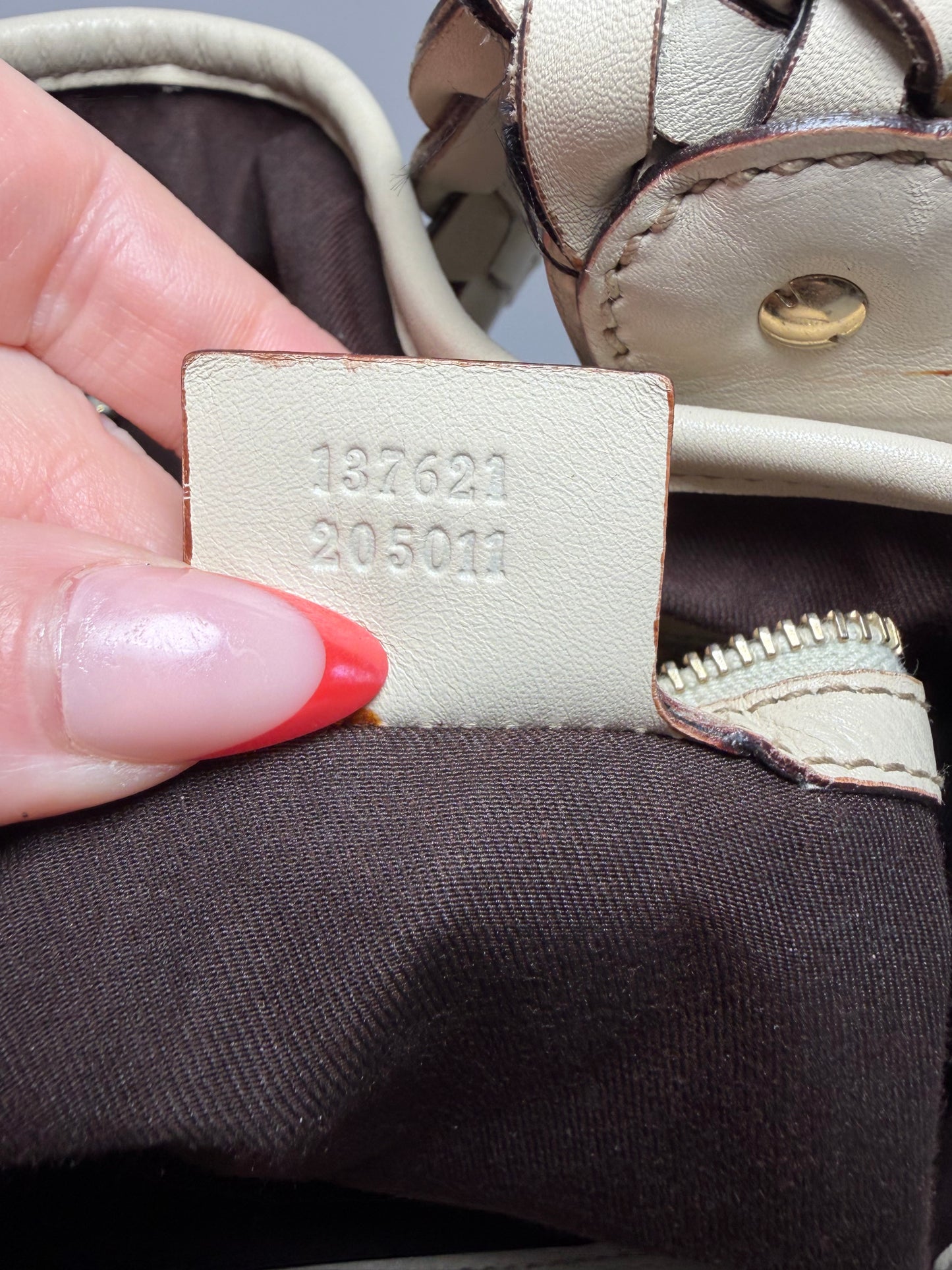 Gucci Pelham Shoulder Bag Ivory Leather w/Braided Handle