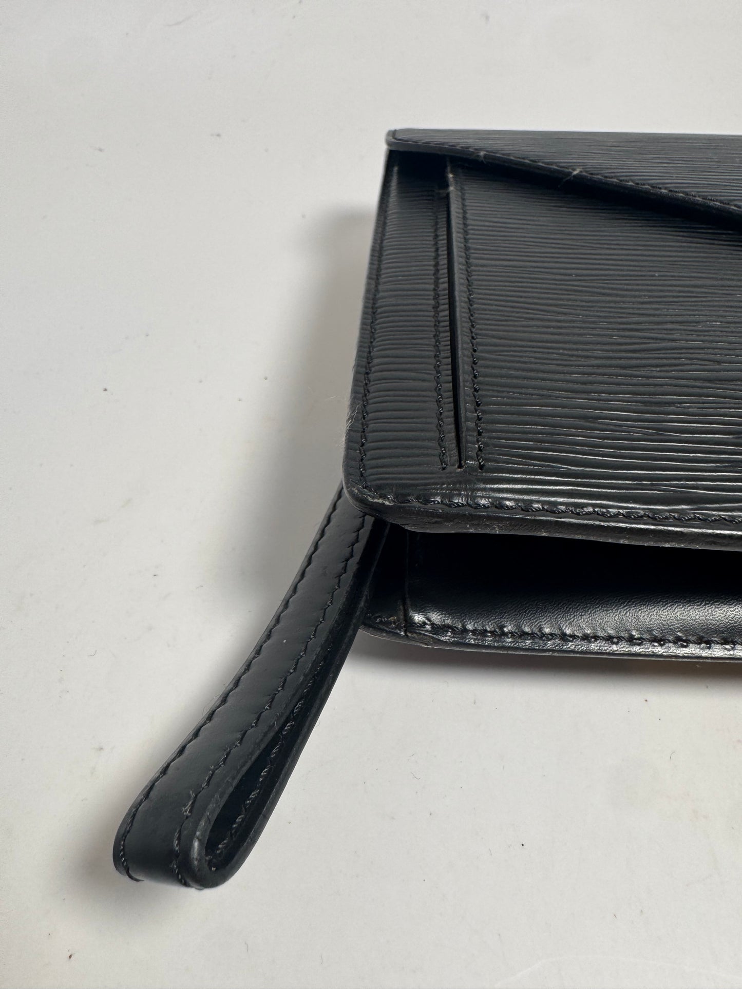 Louis Vuitton Black Epi Serie Draggone Clutch Bag