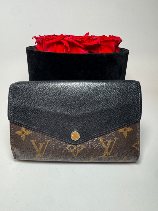 Louis Vuitton Monogram Pallas Envelope Wallet w/Black Leather