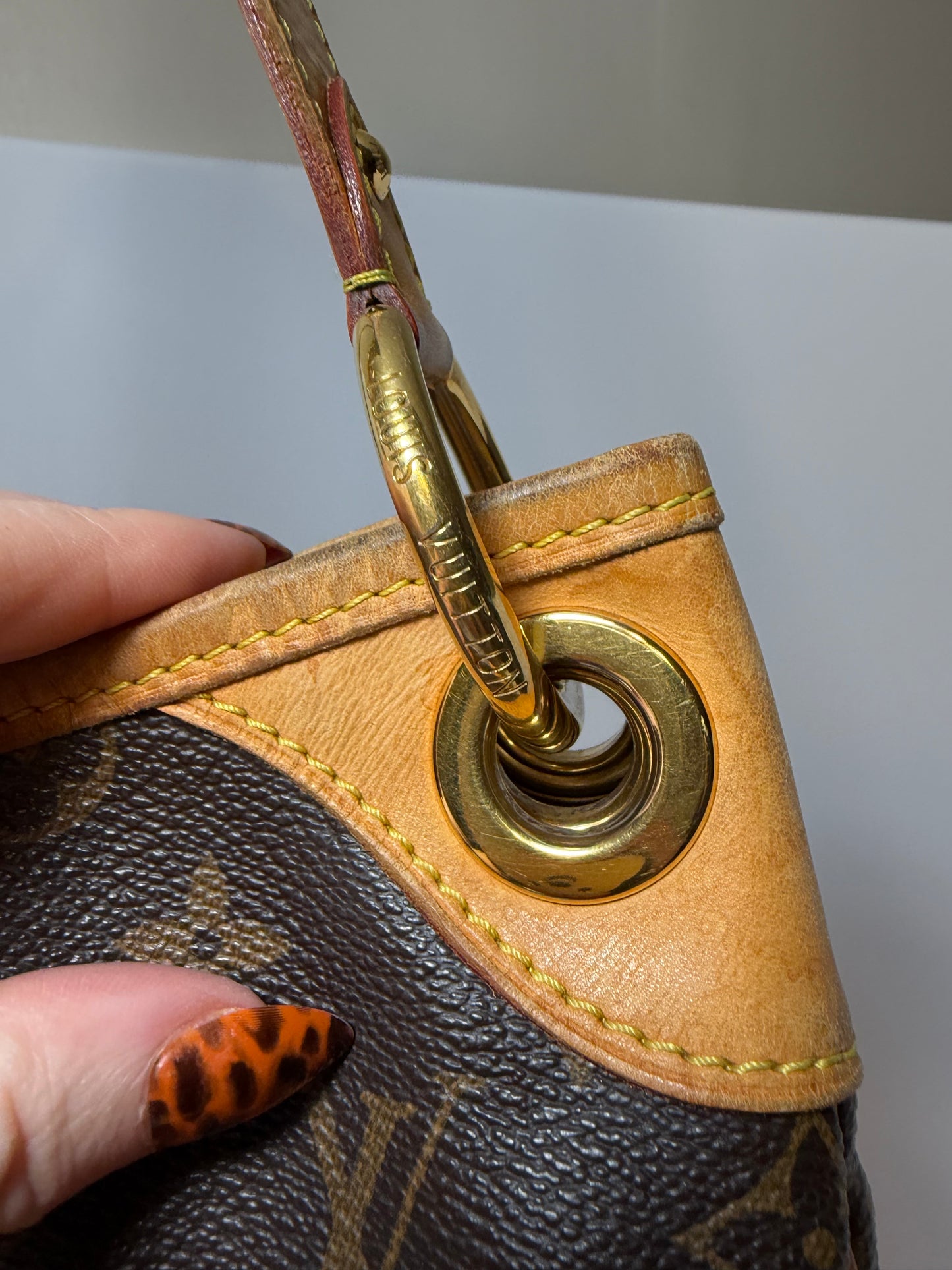 Louis Vuitton Galleria PM Monogram Shoulder Bag with COA