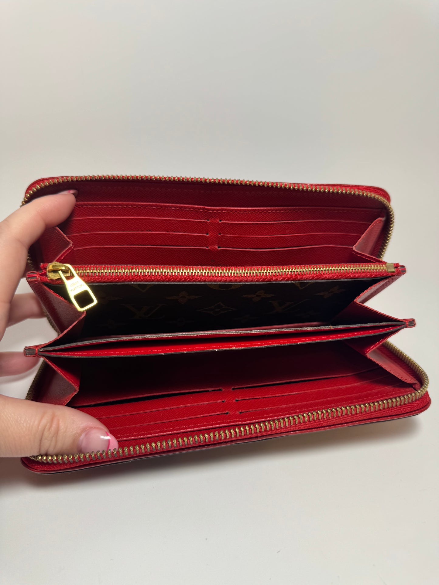 Louis Vuitton Retiro Zippy Wallet in Cerise Red Monogram