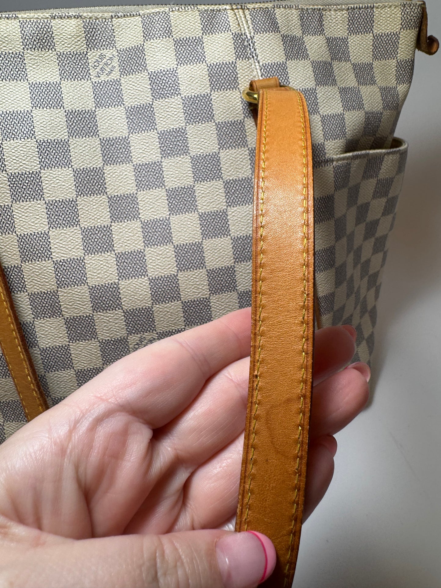 Louis Vuitton Totally MM in Damier Azur Tote Shoulder Bag