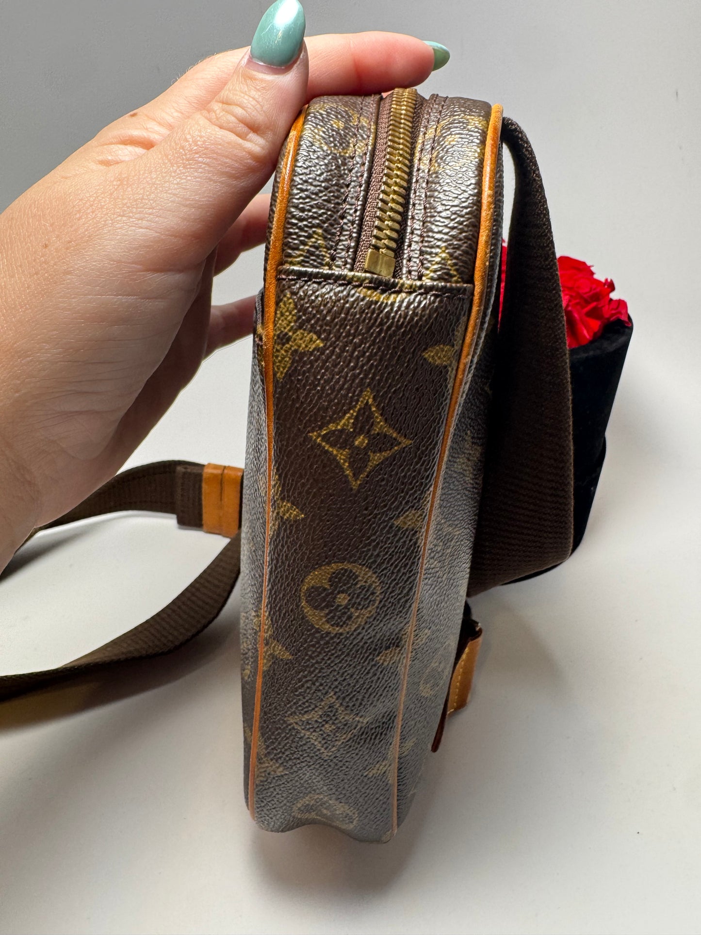 Louis Vuitton Pochette Gange Monogram Bum Bag/Sling Bag