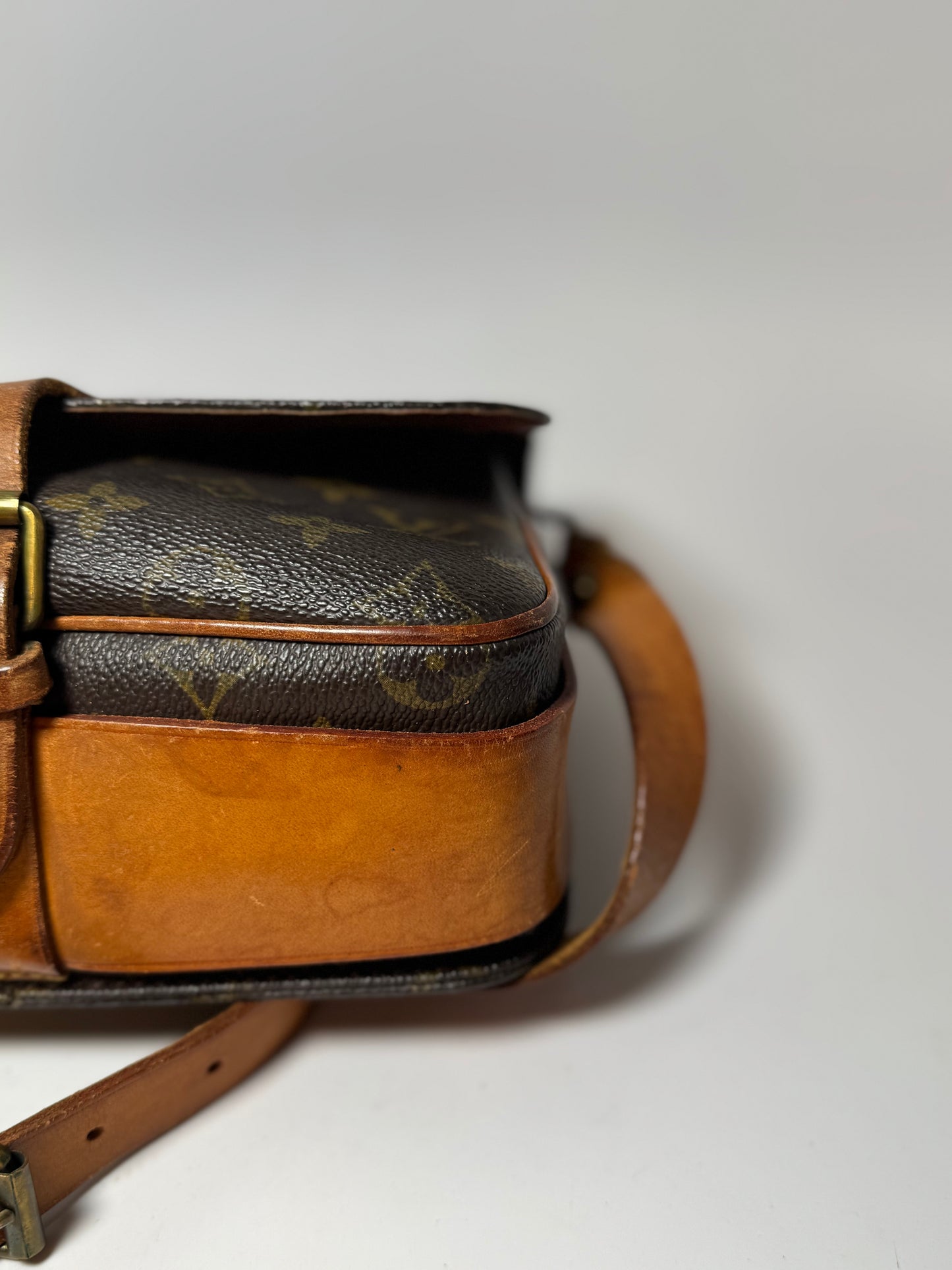Louis Vuitton Cartouchière MM Monogram Crossbody/Shoulder Bag