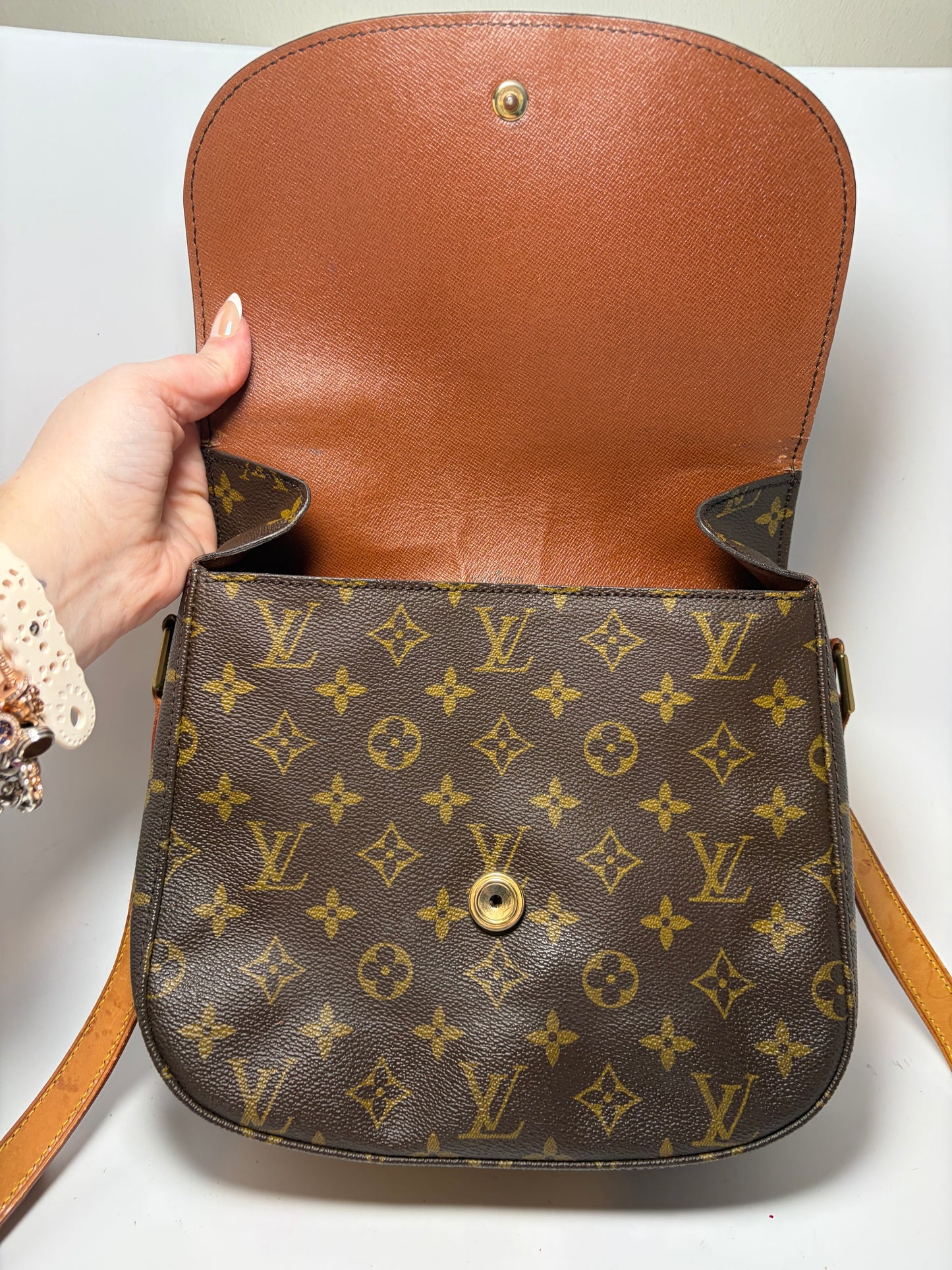 Louis Vuitton Saint Cloud GM Monogram Crossbody