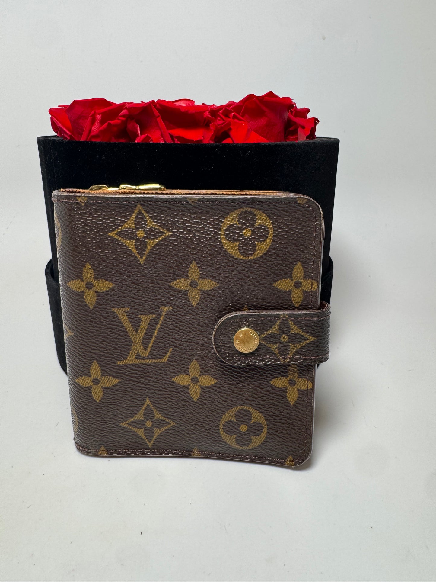 Louis Vuitton Zippy Compact Monogram Wallet