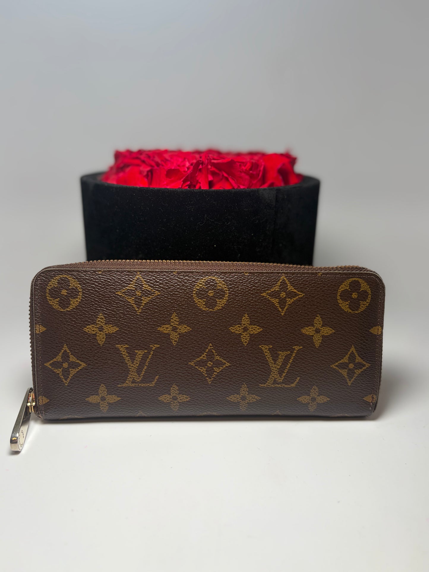 Louis Vuitton Clémence Wallet Monogram with Fuschia Interior