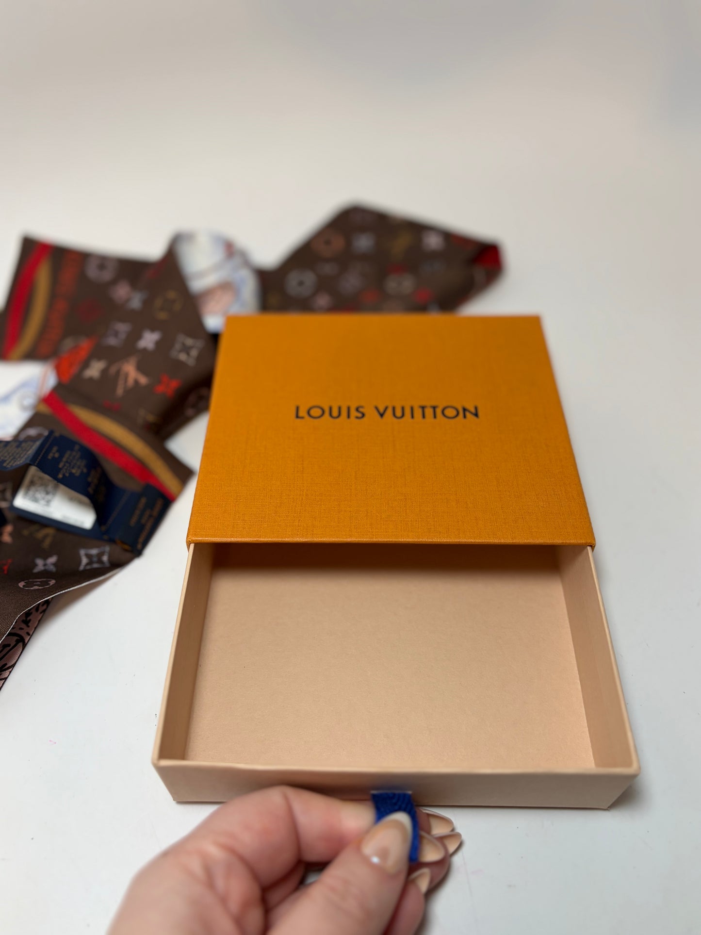 Louis Vuitton Up and Away BB Bandeau 100% Silk Spring-Summer 2023 NWOT