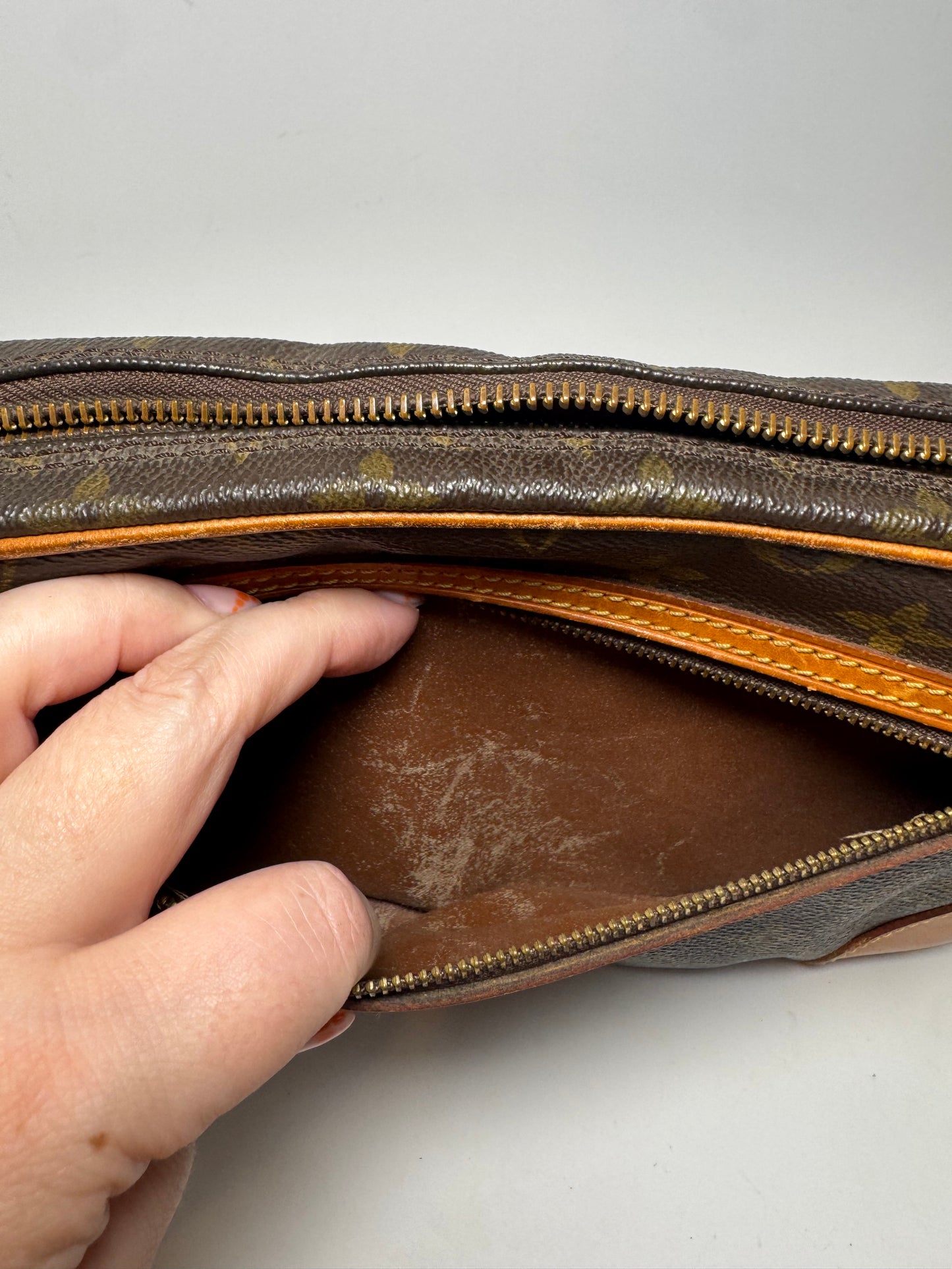 Louis Vuitton Marly Draggone Clutch Monogram
