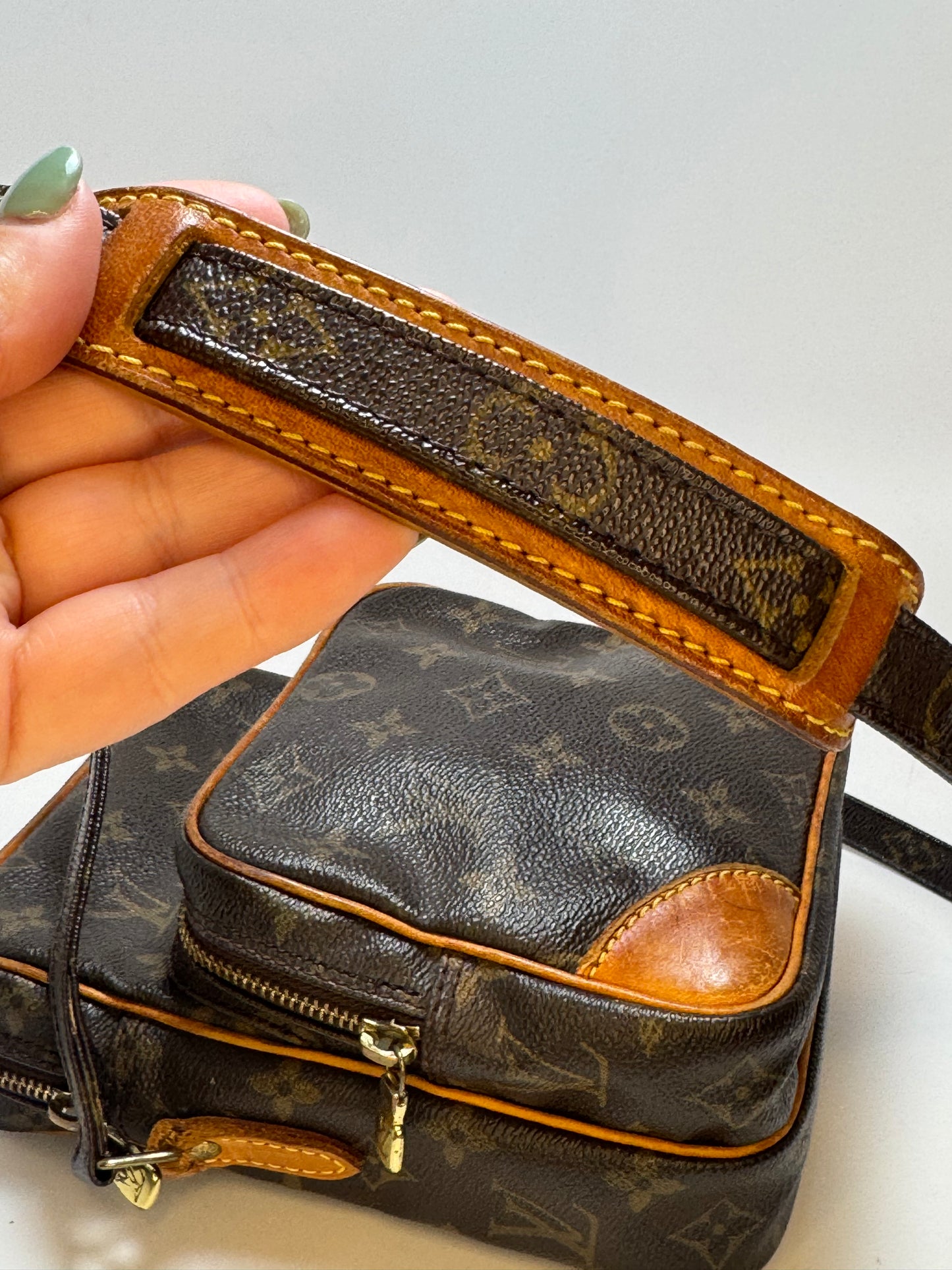Louis Vuitton Amazon Crossbody Monogram - Made in France (September 2001)