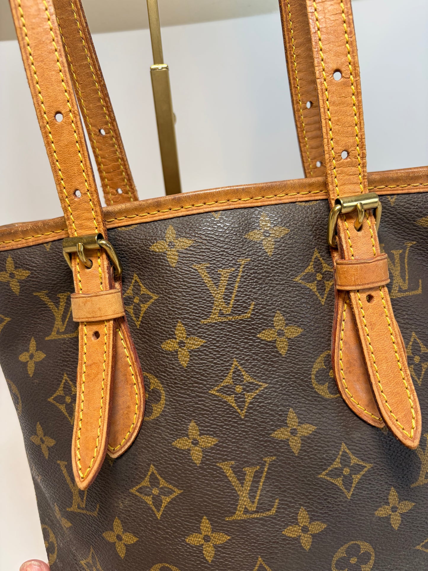 Louis Vuitton Petite Bucket Bag PM Monogram Tote