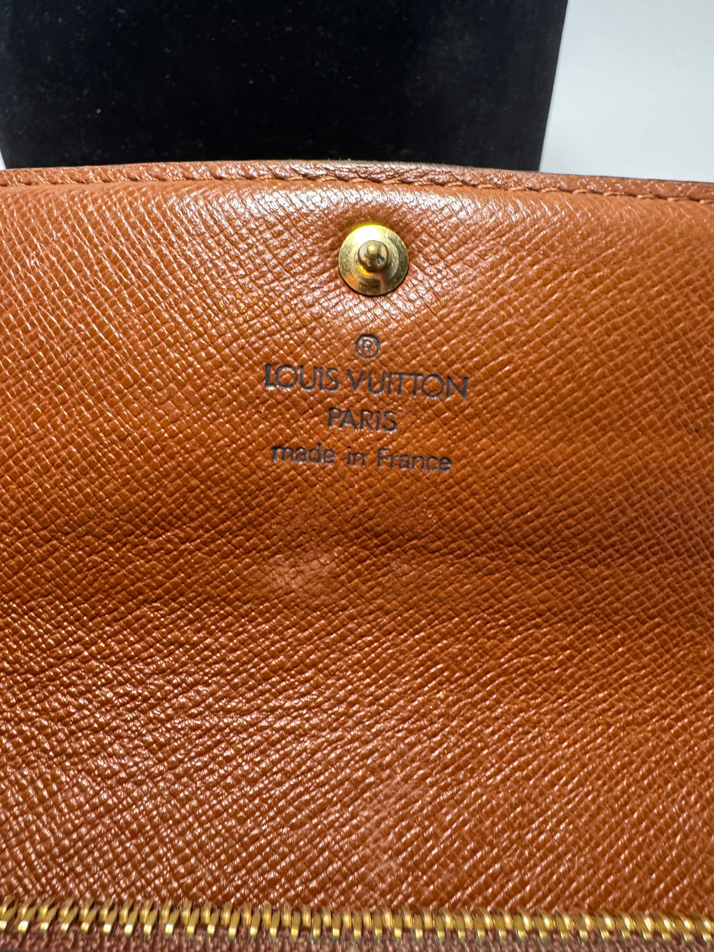 Louis Vuitton Sarah Monogram Wallet - Fair condition
