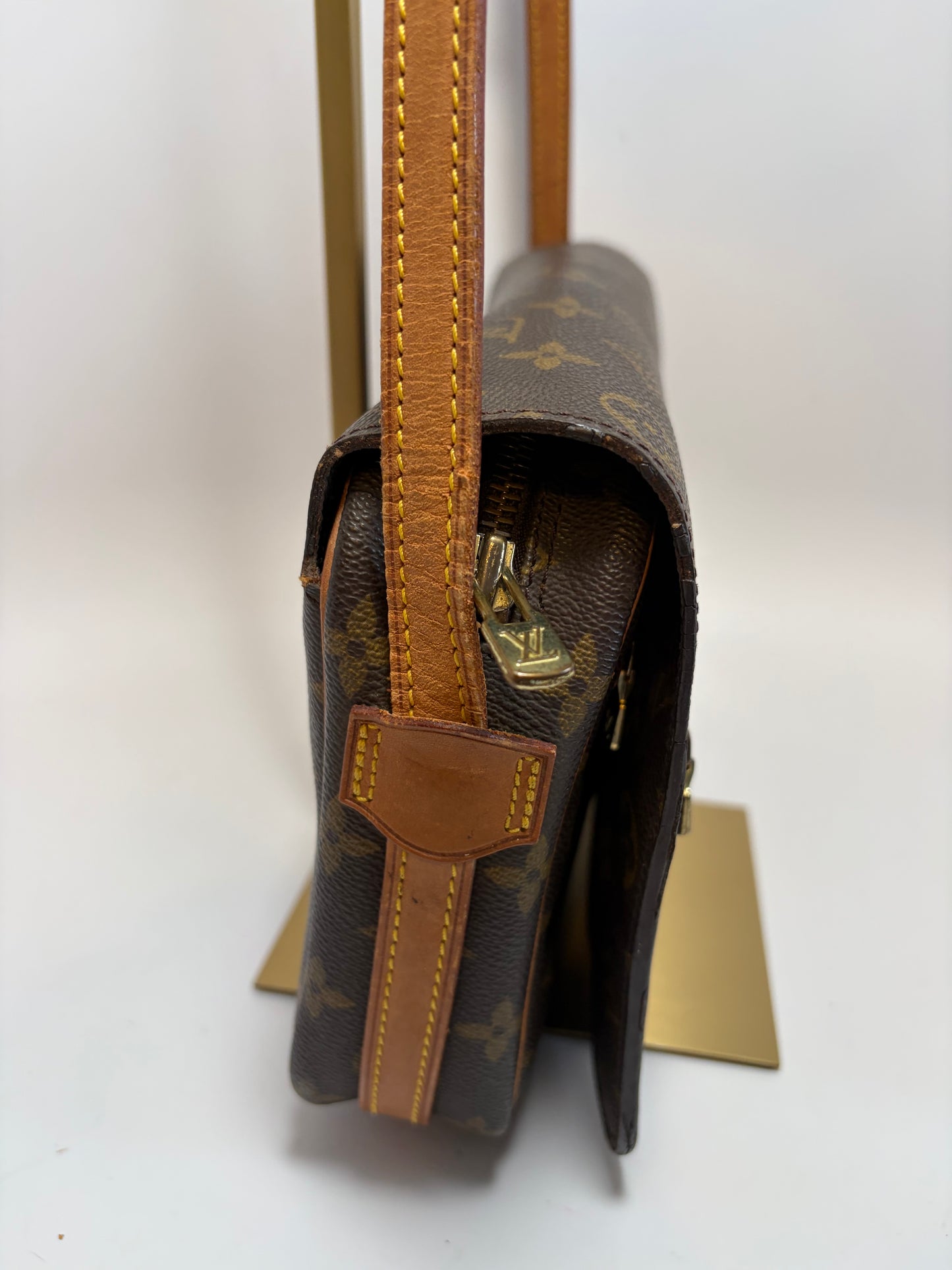 Louis Vuitton Saint Germain 28 Monogram Crossbody