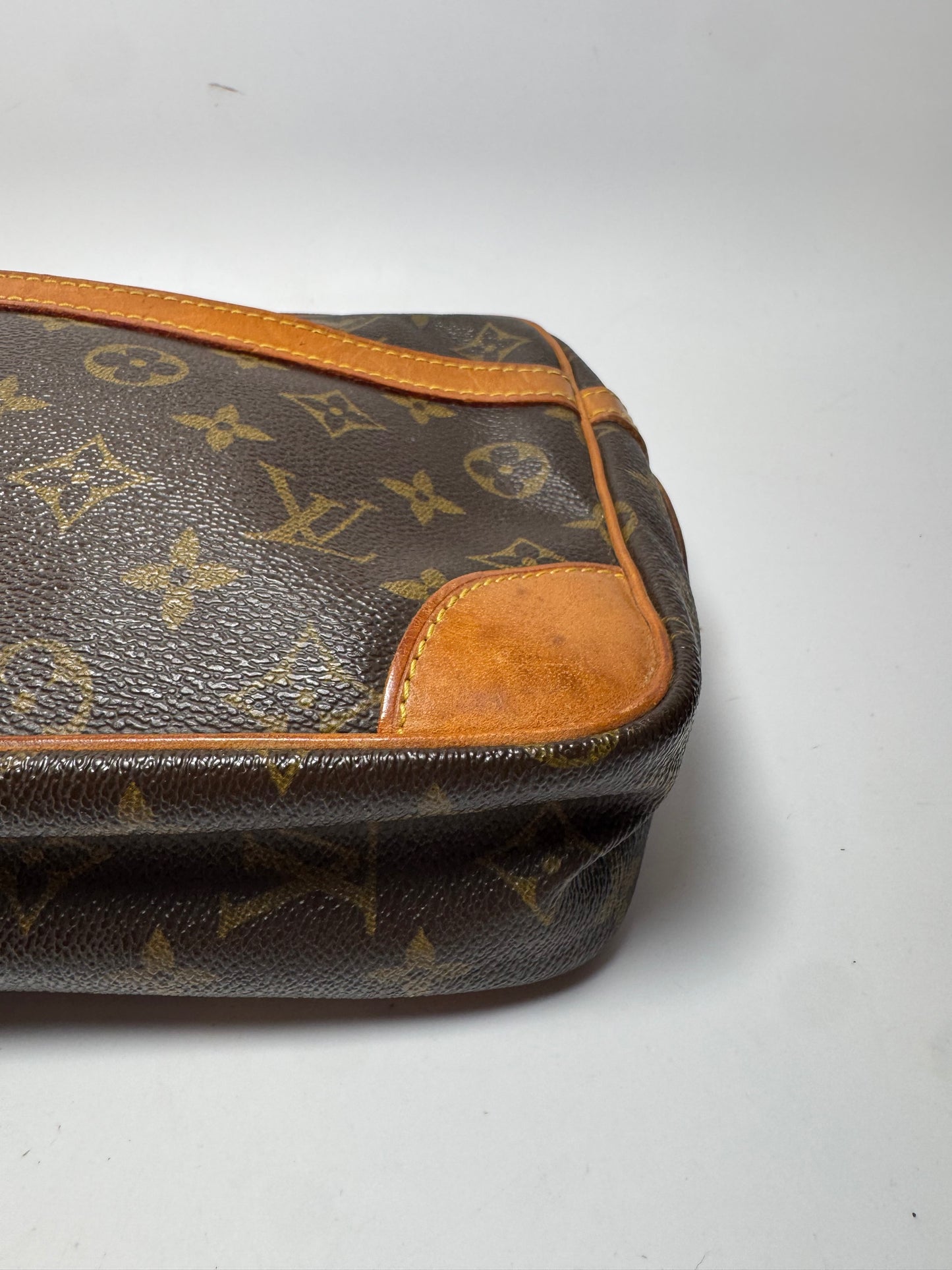 Louis Vuitton Compiegne 28 Monogram Travel Pouch